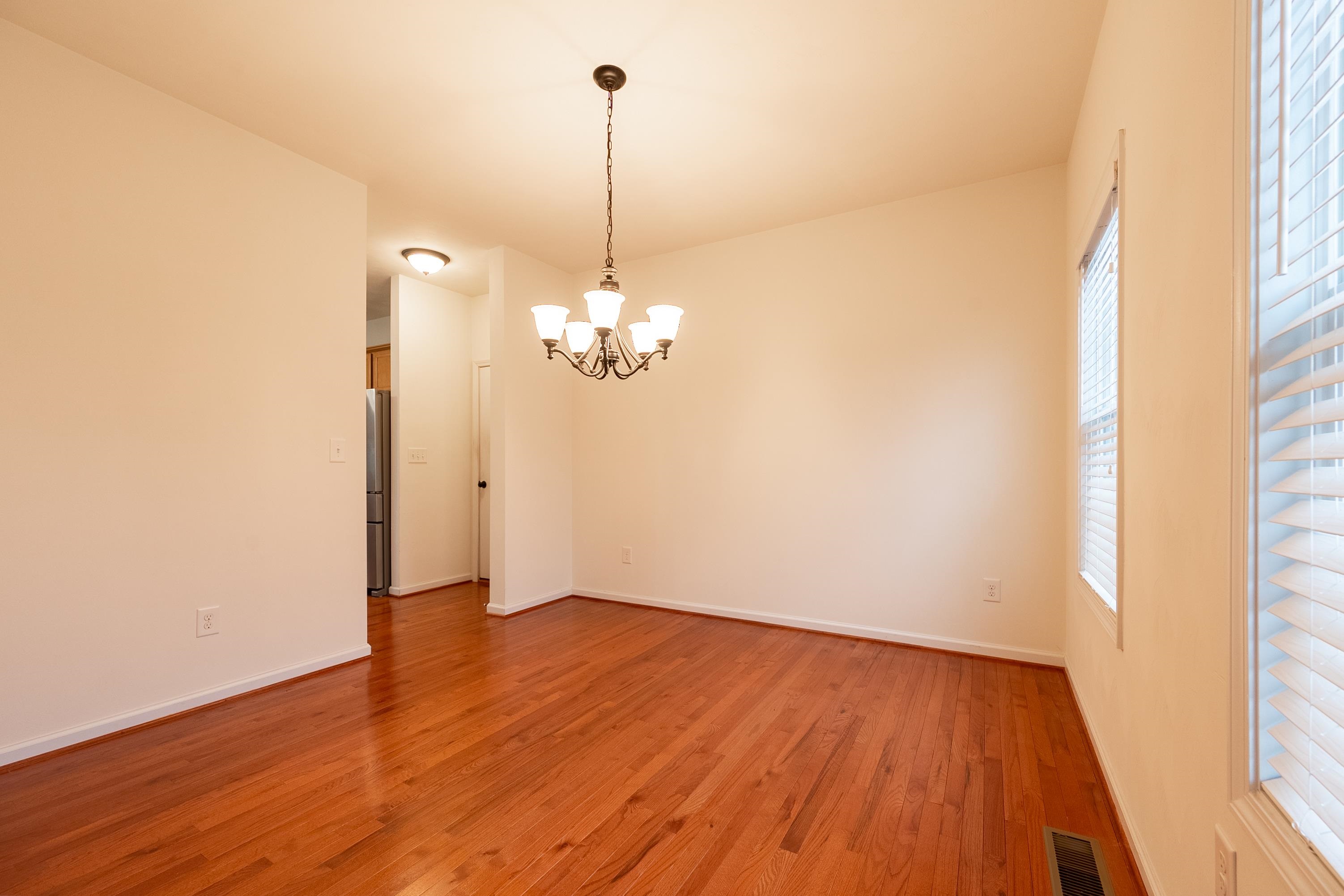1110 CROSSCREEK Drive