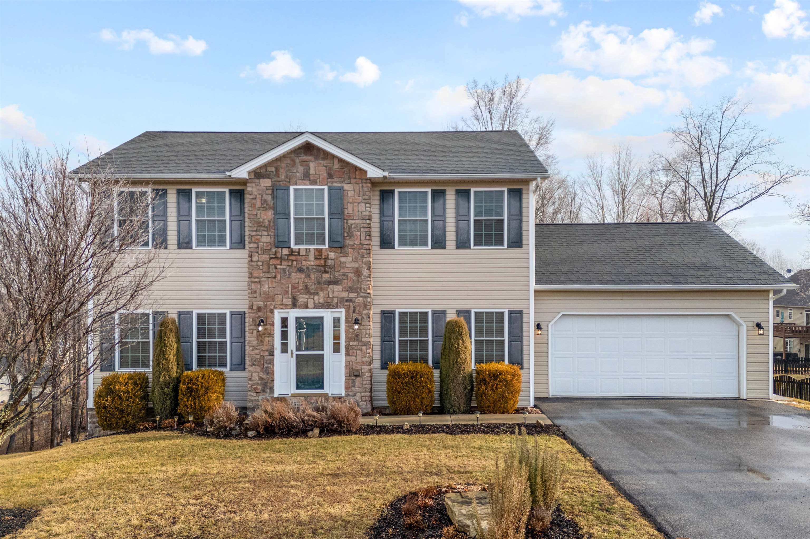 1110 CROSSCREEK Drive