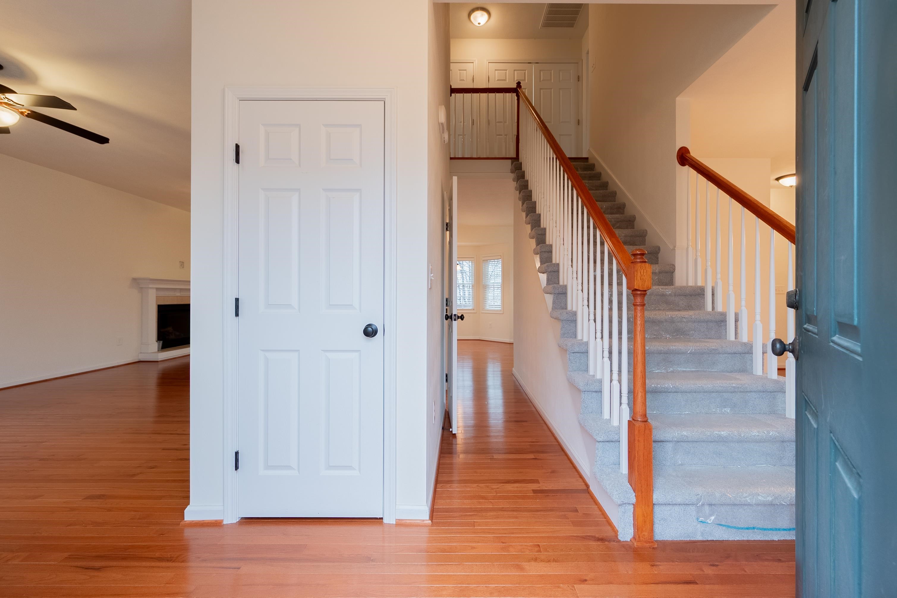 1110 CROSSCREEK Drive