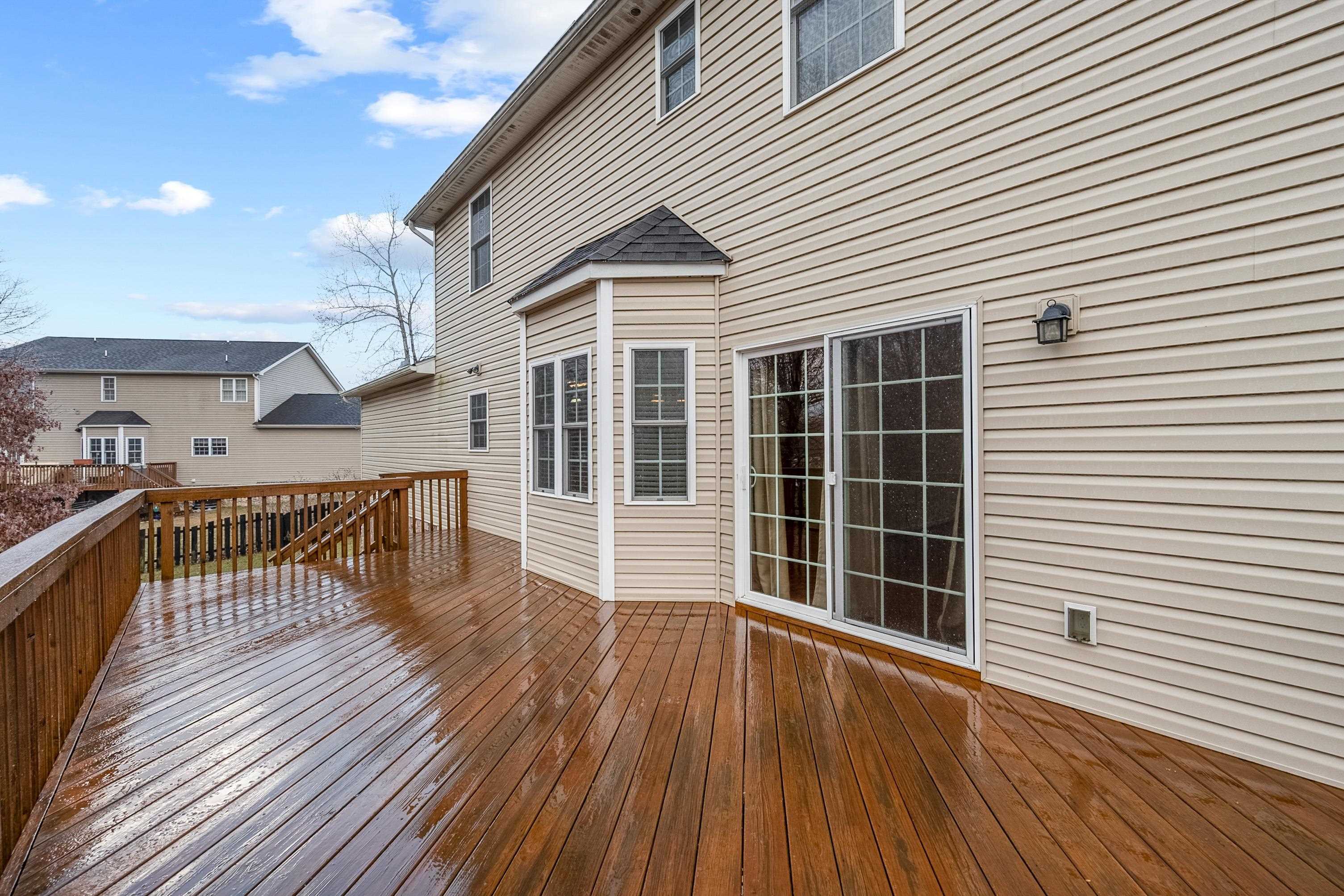 1110 CROSSCREEK Drive