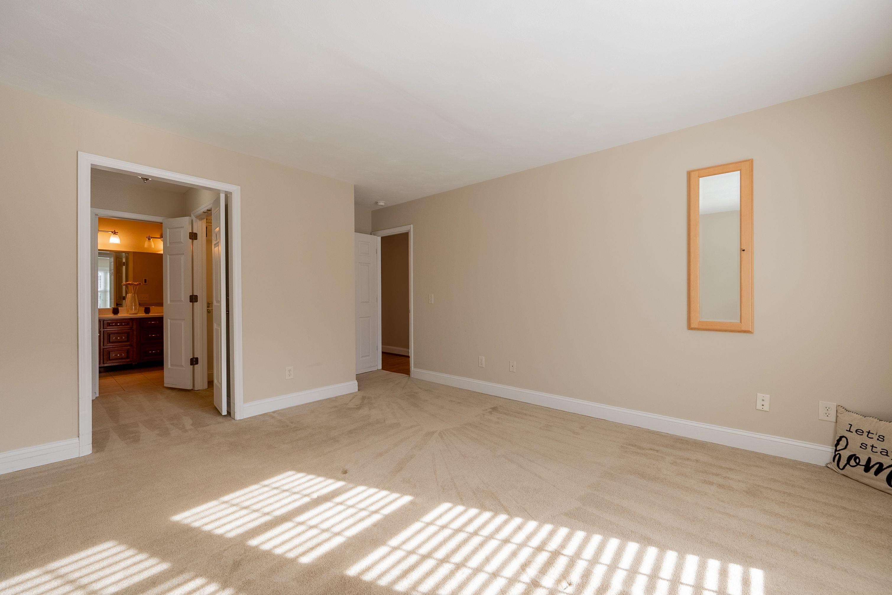 1016 OAK POINTE Court