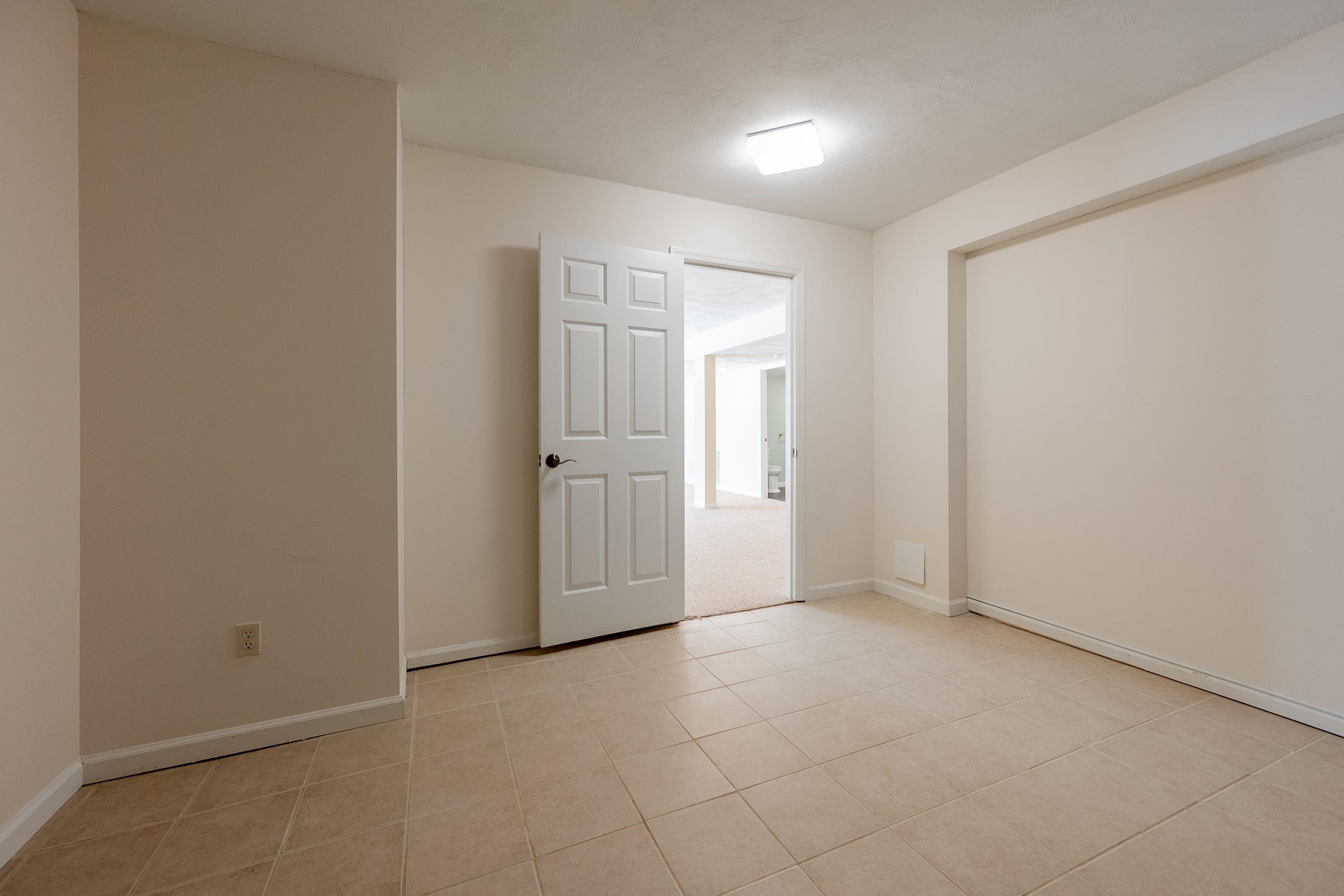 1016 OAK POINTE Court