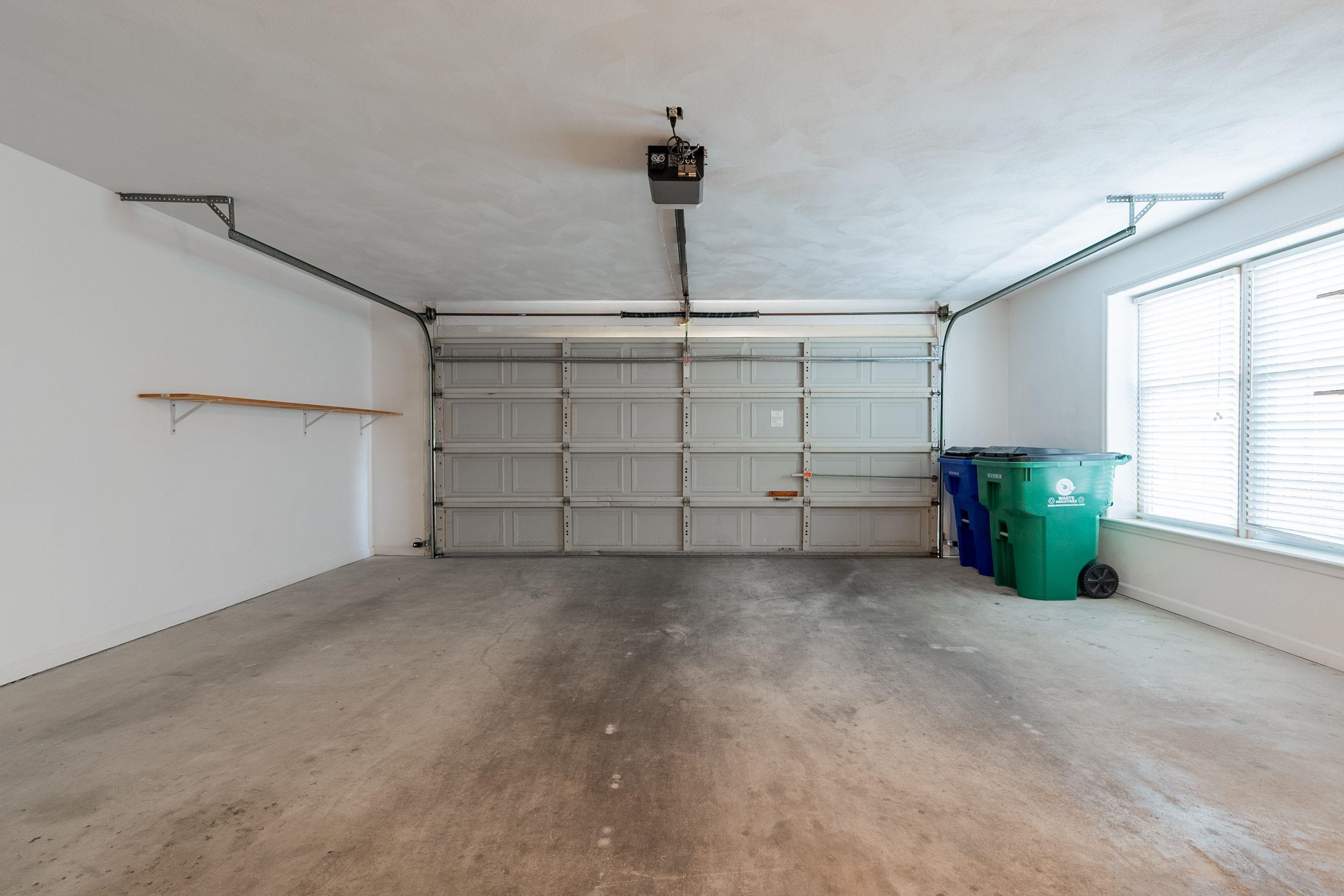 1016 OAK POINTE Court