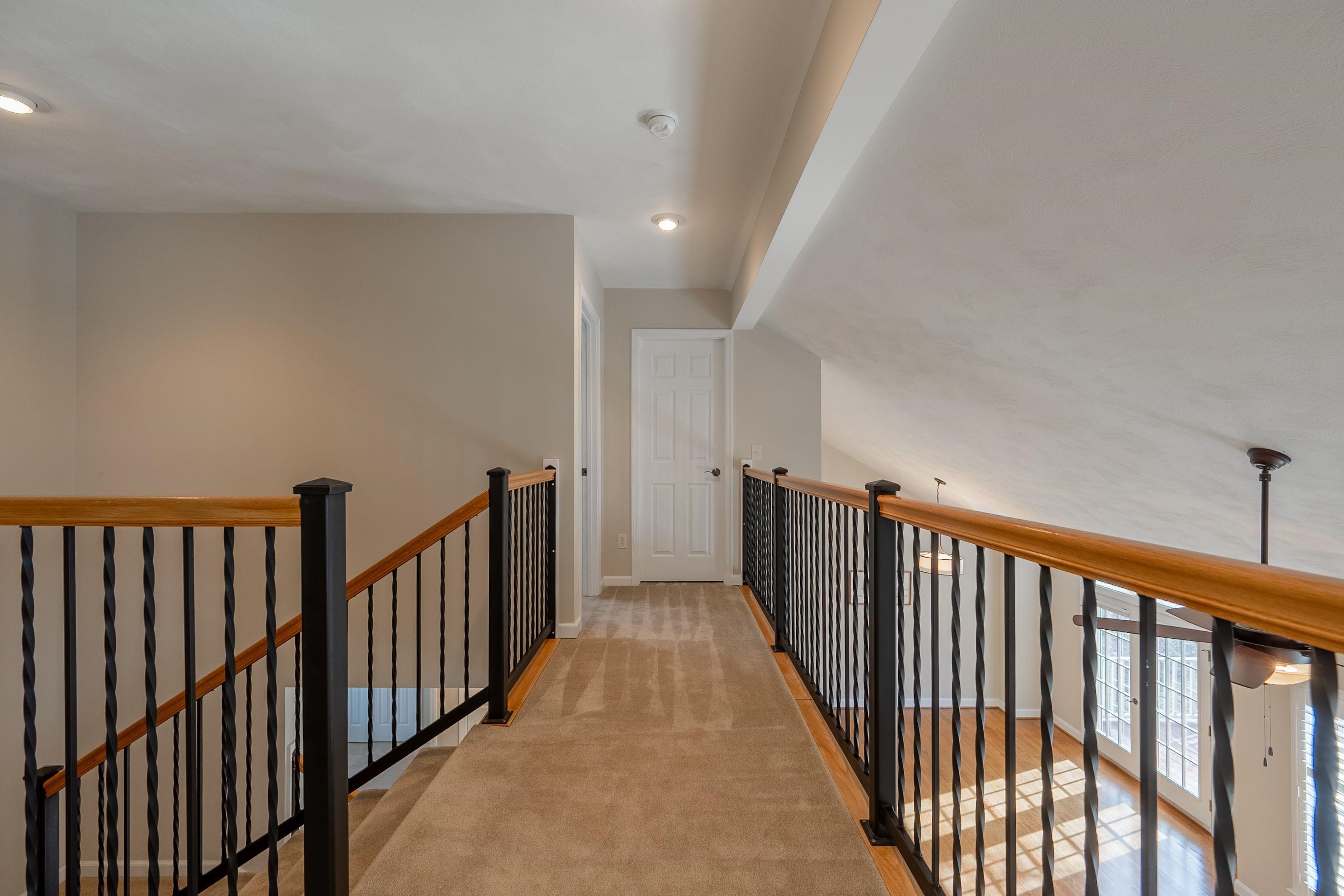 1016 OAK POINTE Court