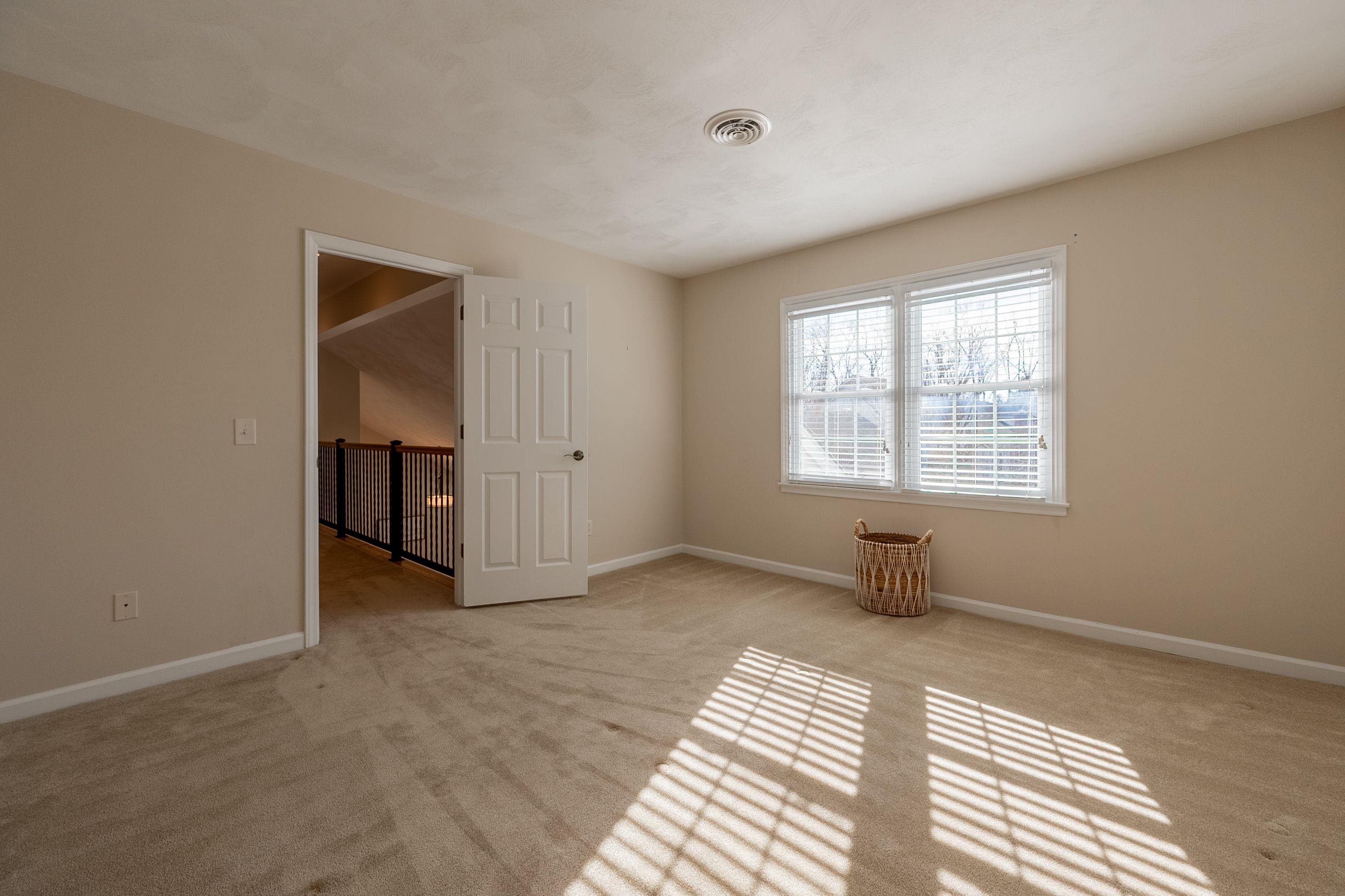 1016 OAK POINTE Court