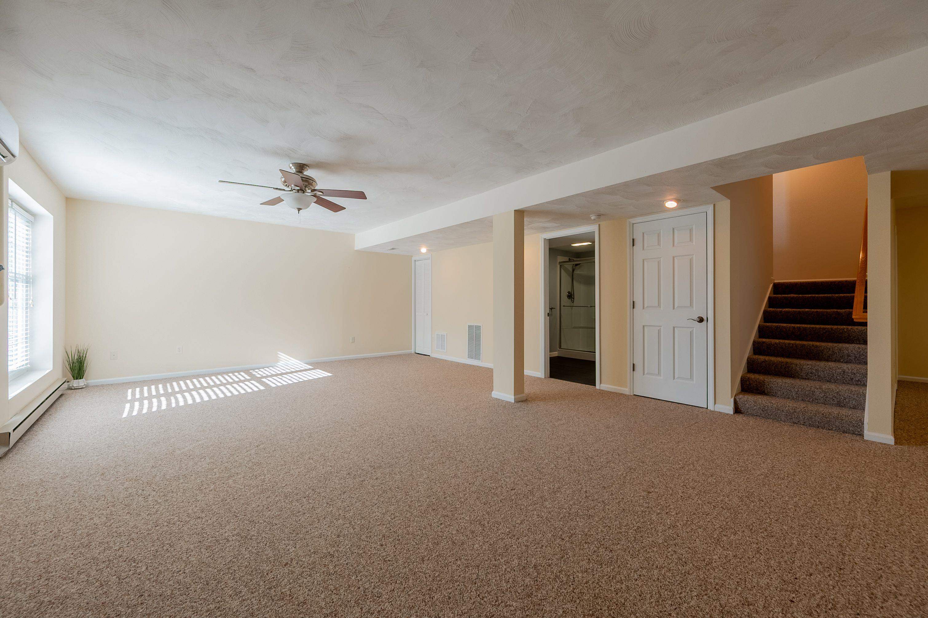 1016 OAK POINTE Court