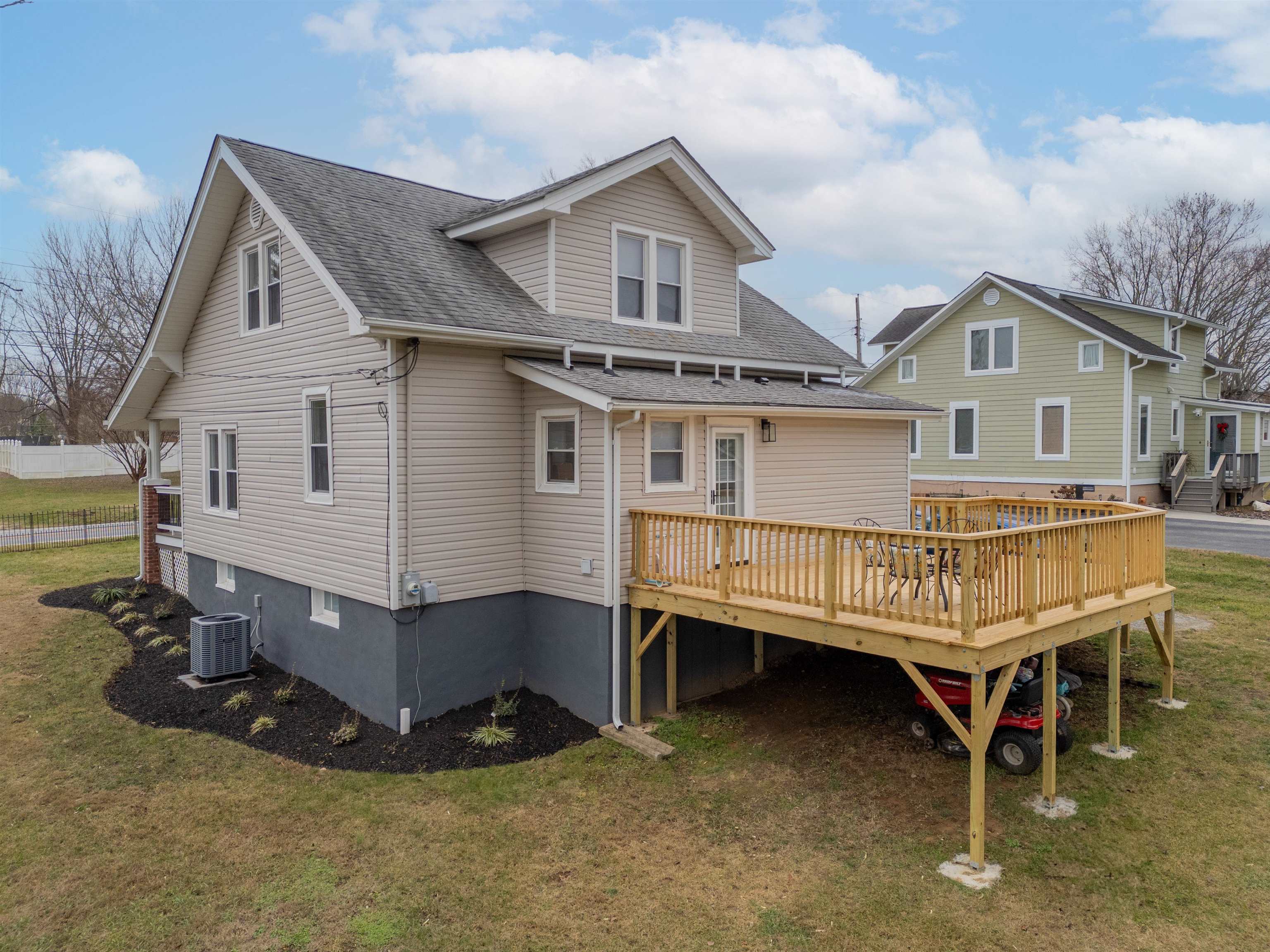 208 ALLEGHANY Street