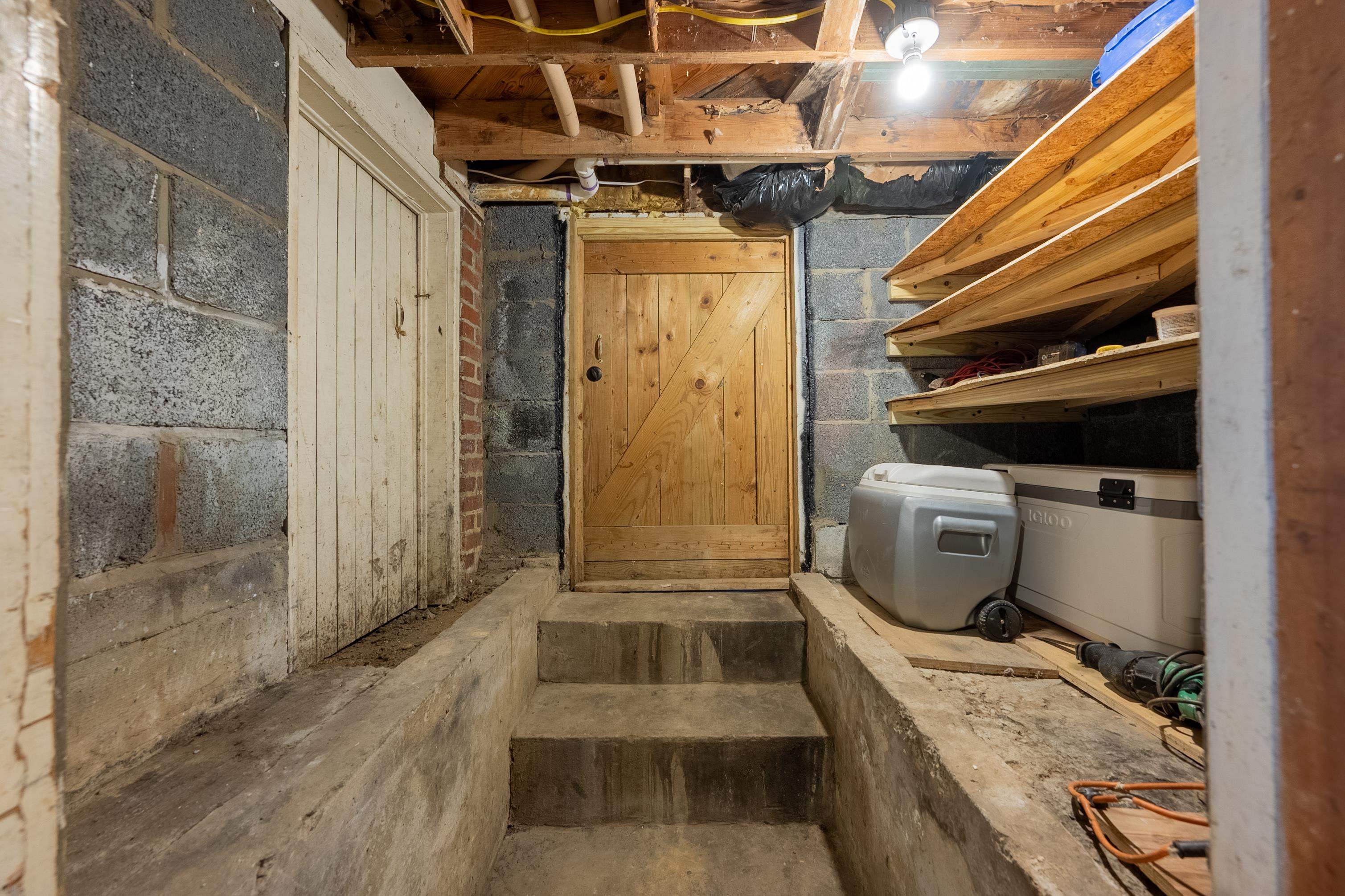 208 ALLEGHANY Street