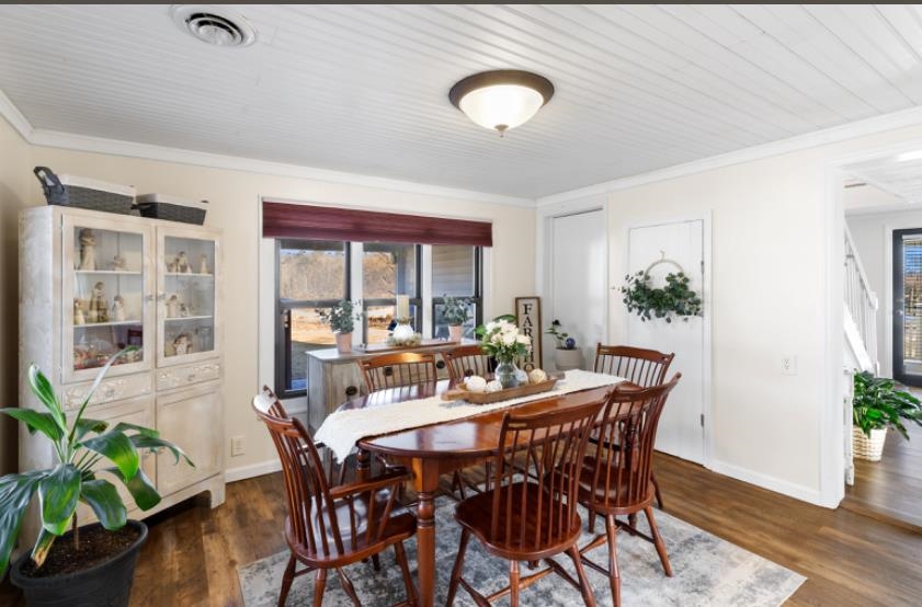 1232 Poff School Road