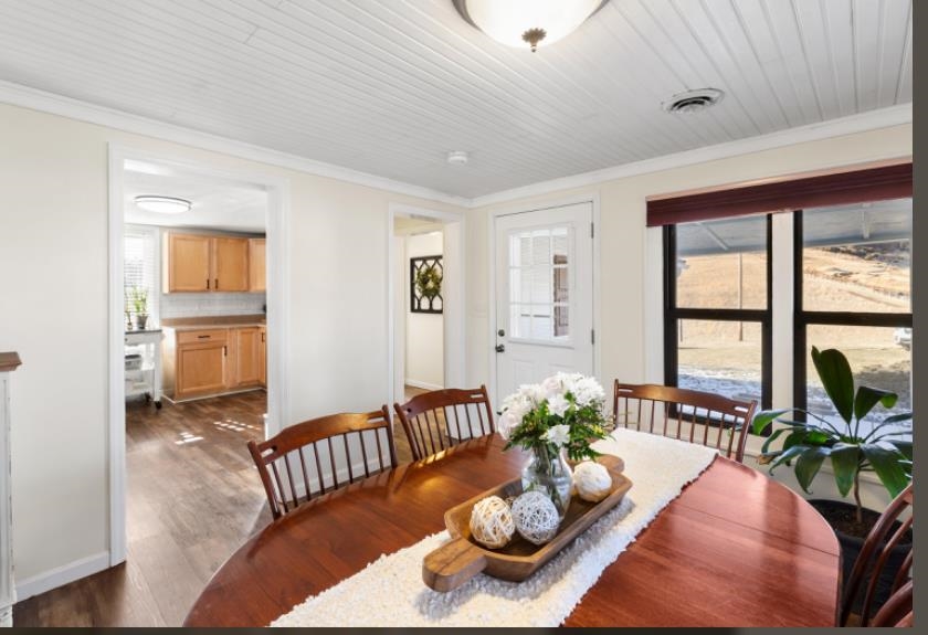 1232 Poff School Road