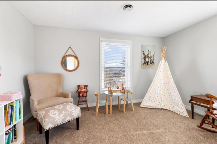 1232 Poff School Road