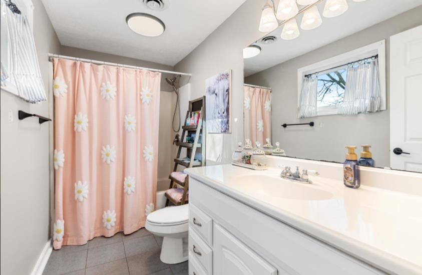 1232 Poff School Road