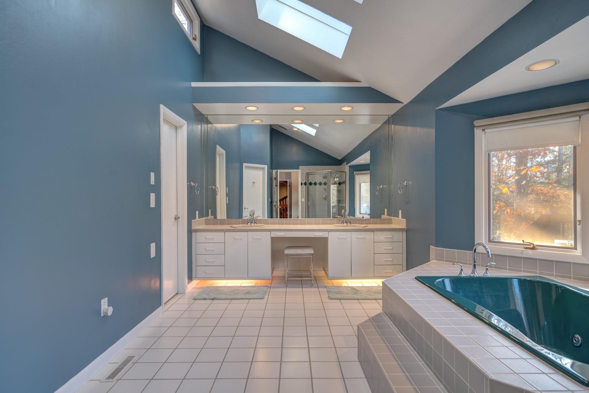 2271 Woodland Hills Drive