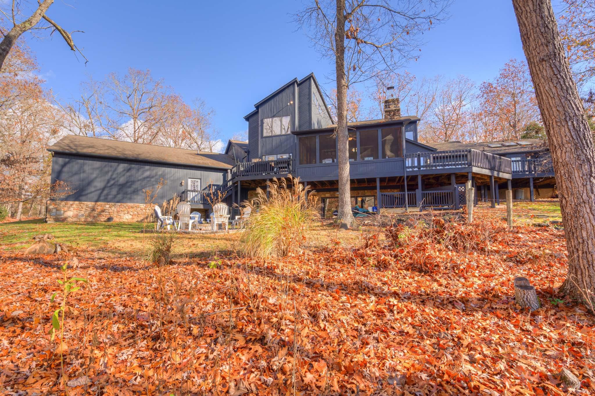 2271 Woodland Hills Drive