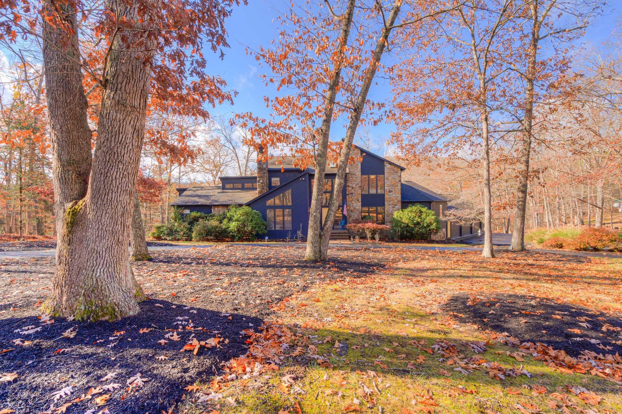 2271 Woodland Hills Drive