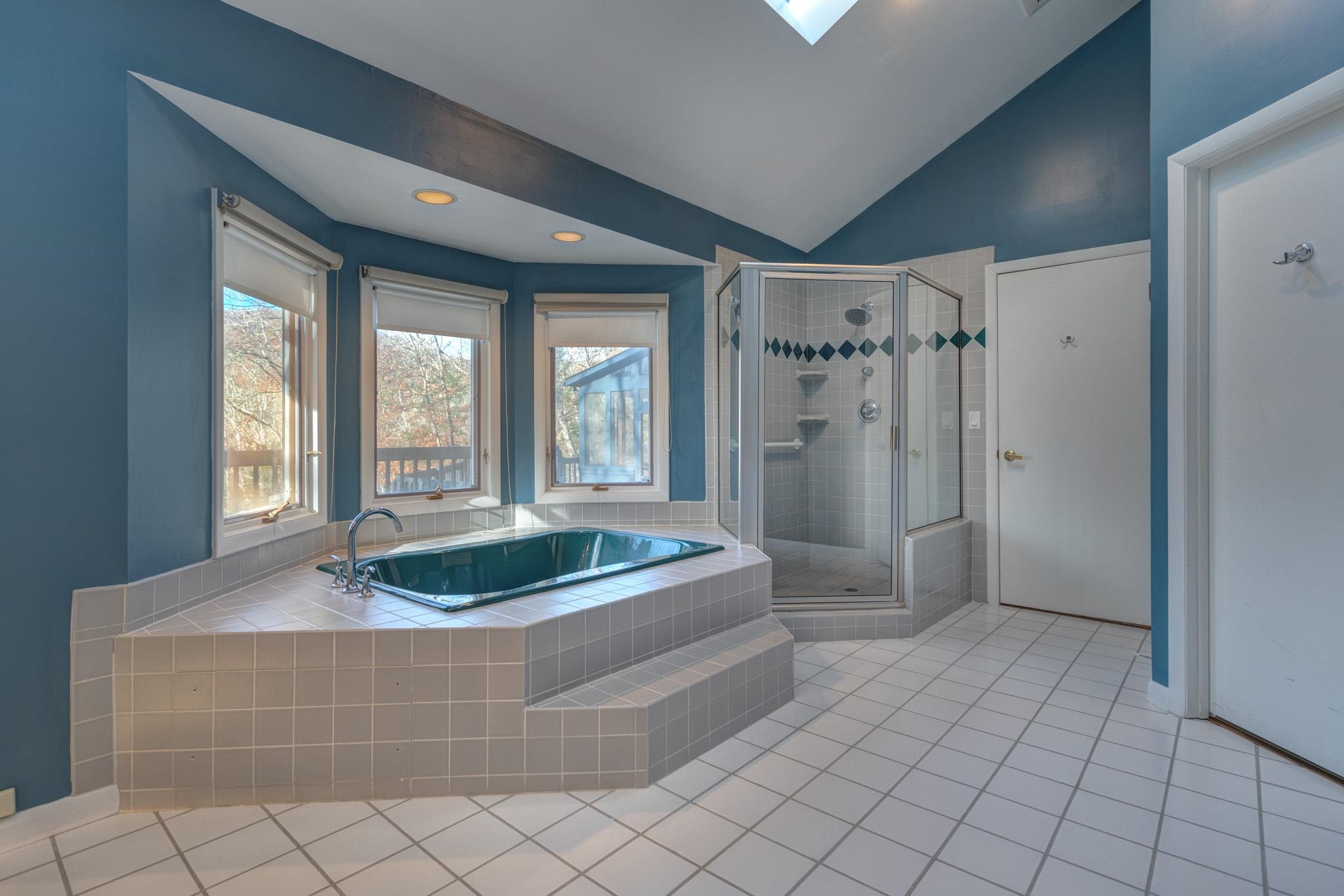 2271 Woodland Hills Drive