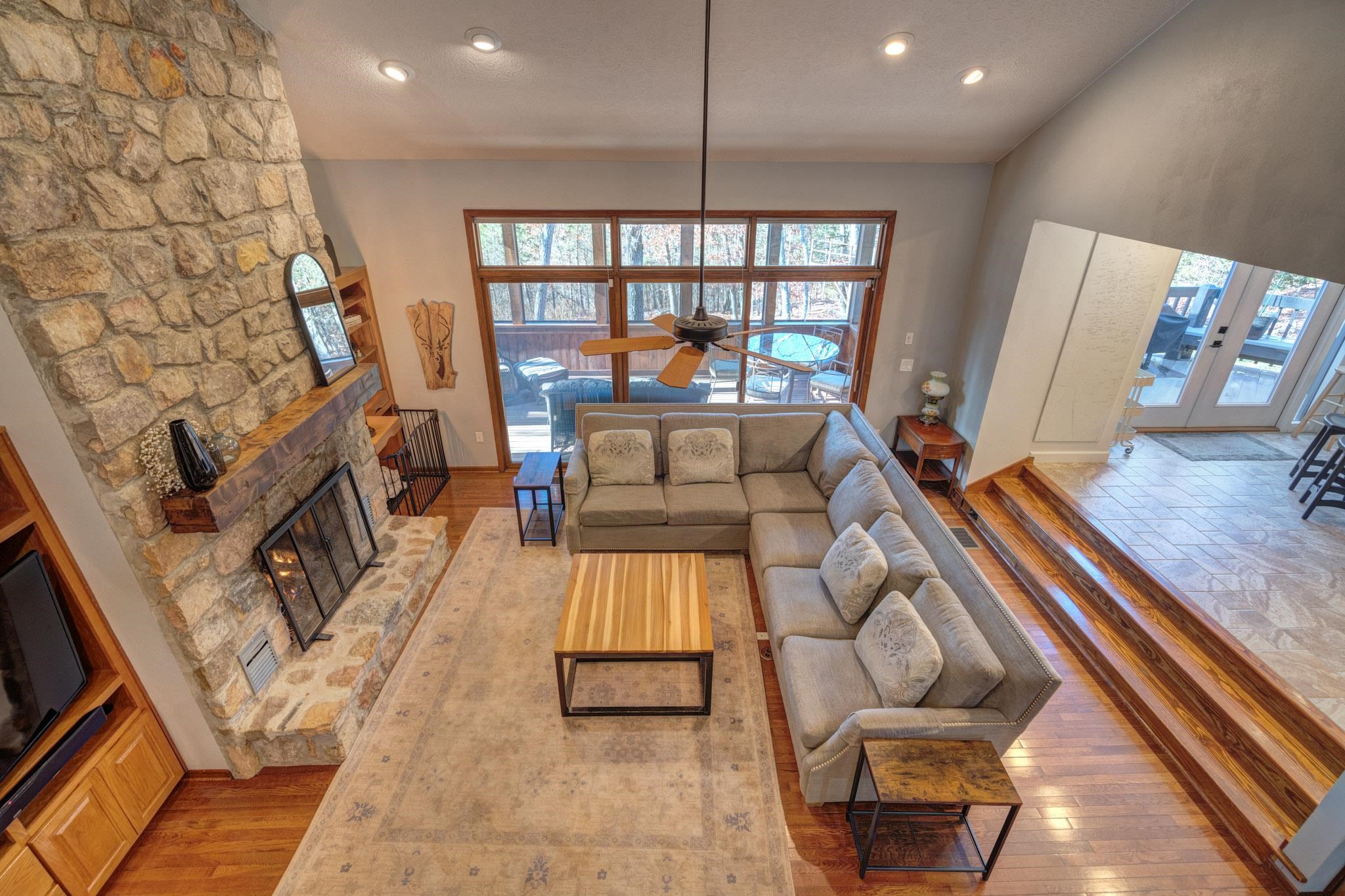 2271 Woodland Hills Drive