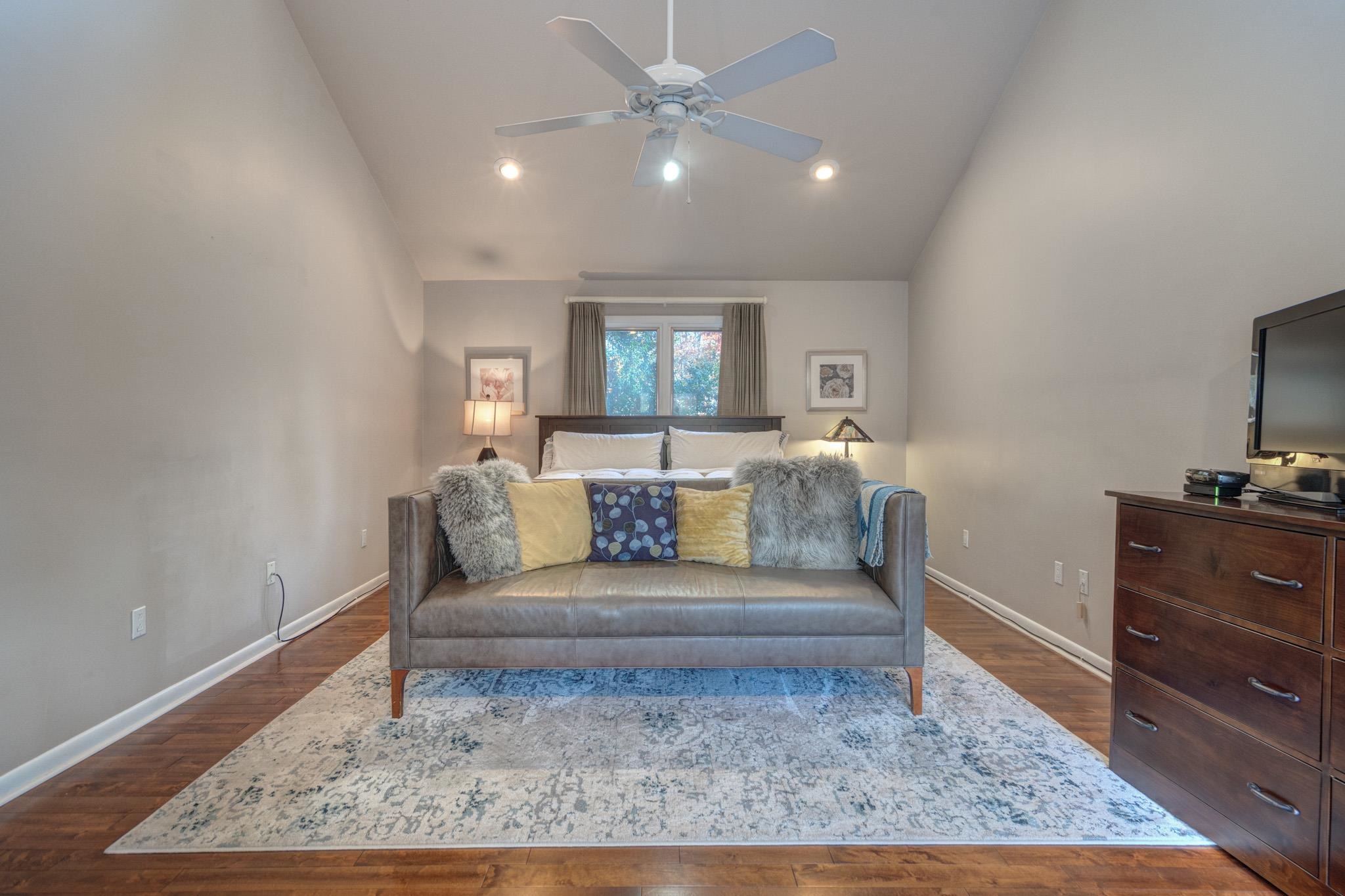 2271 Woodland Hills Drive