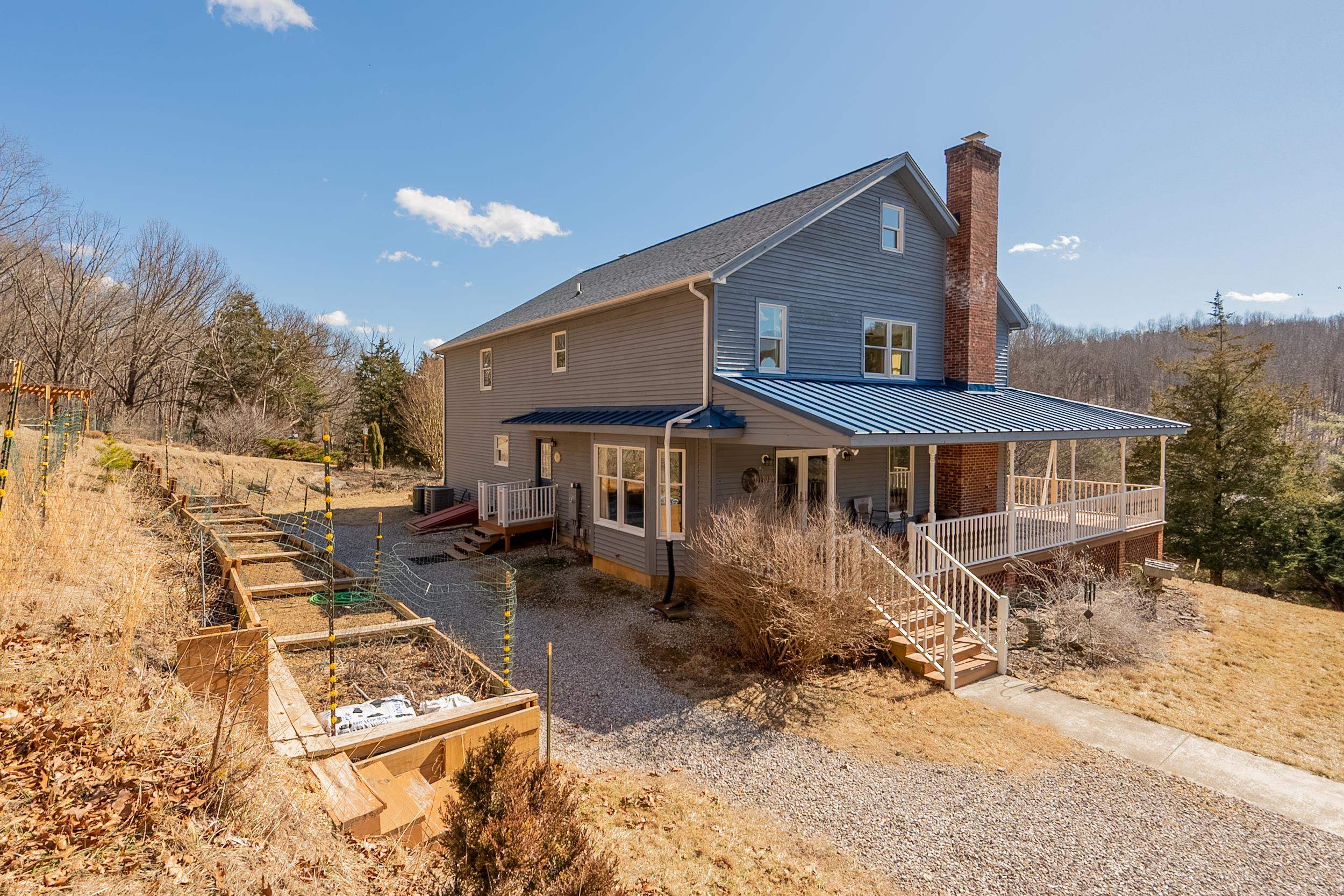 3120 Happy Hollow Road