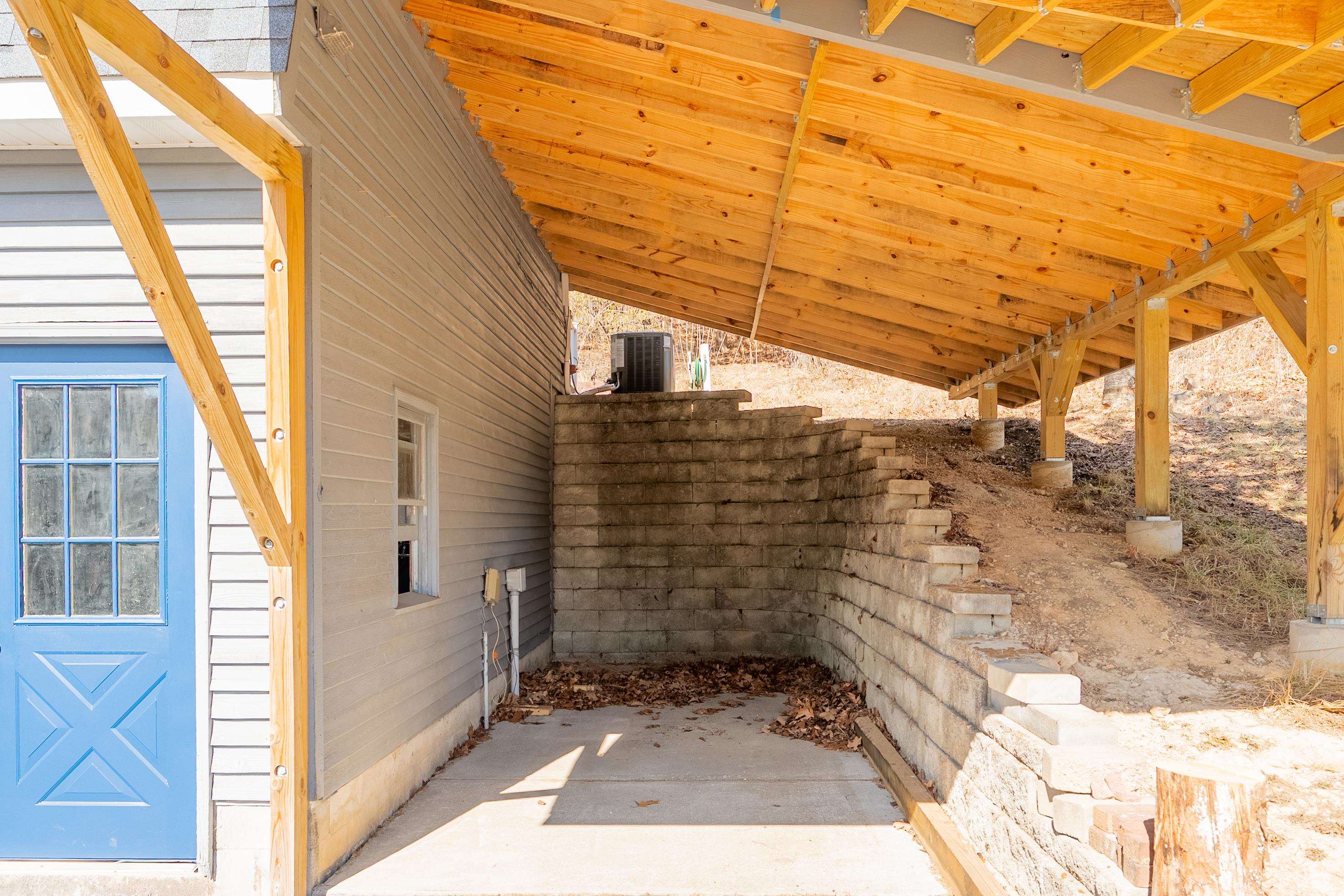 3120 Happy Hollow Road