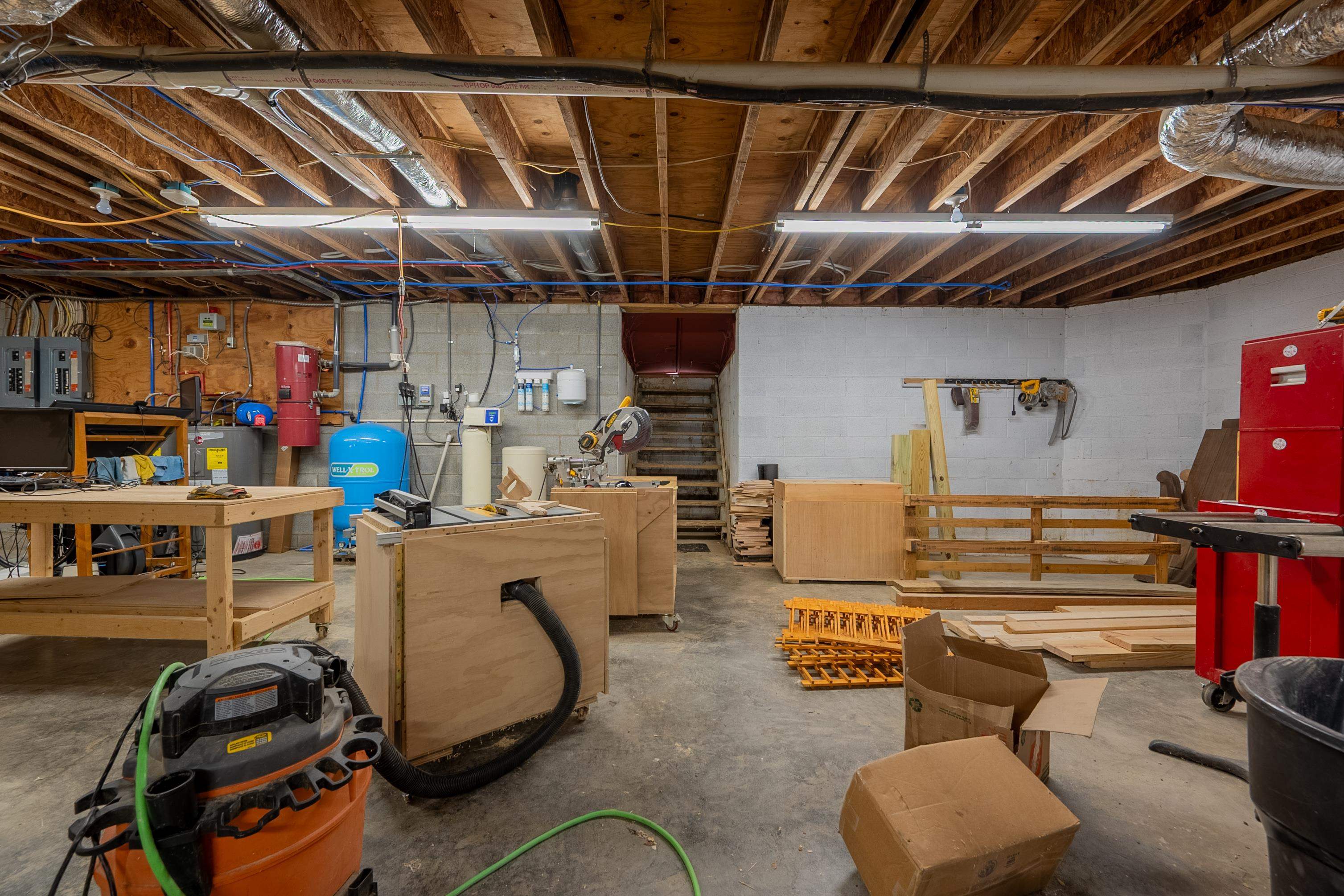 3120 Happy Hollow Road