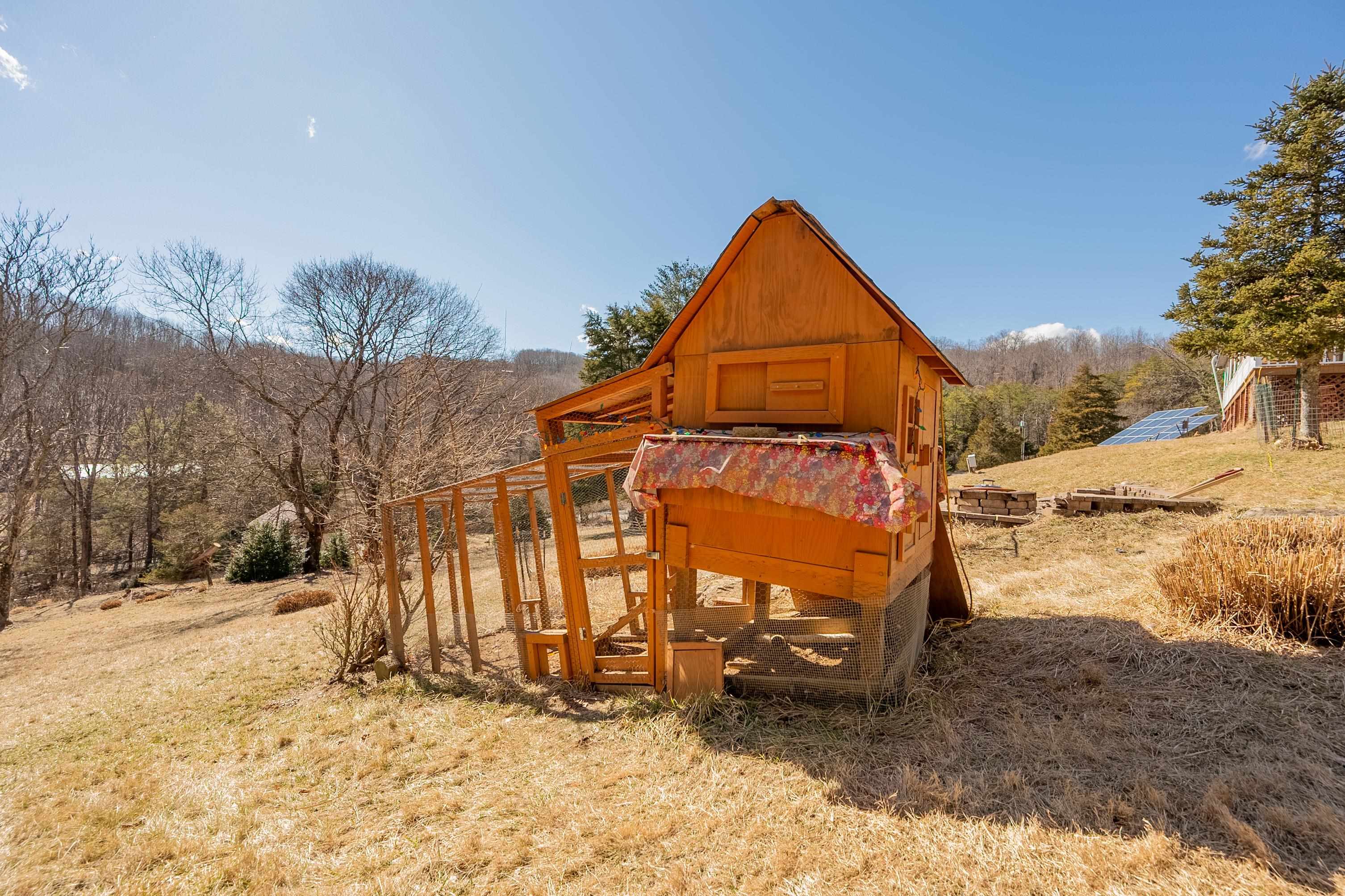 3120 Happy Hollow Road