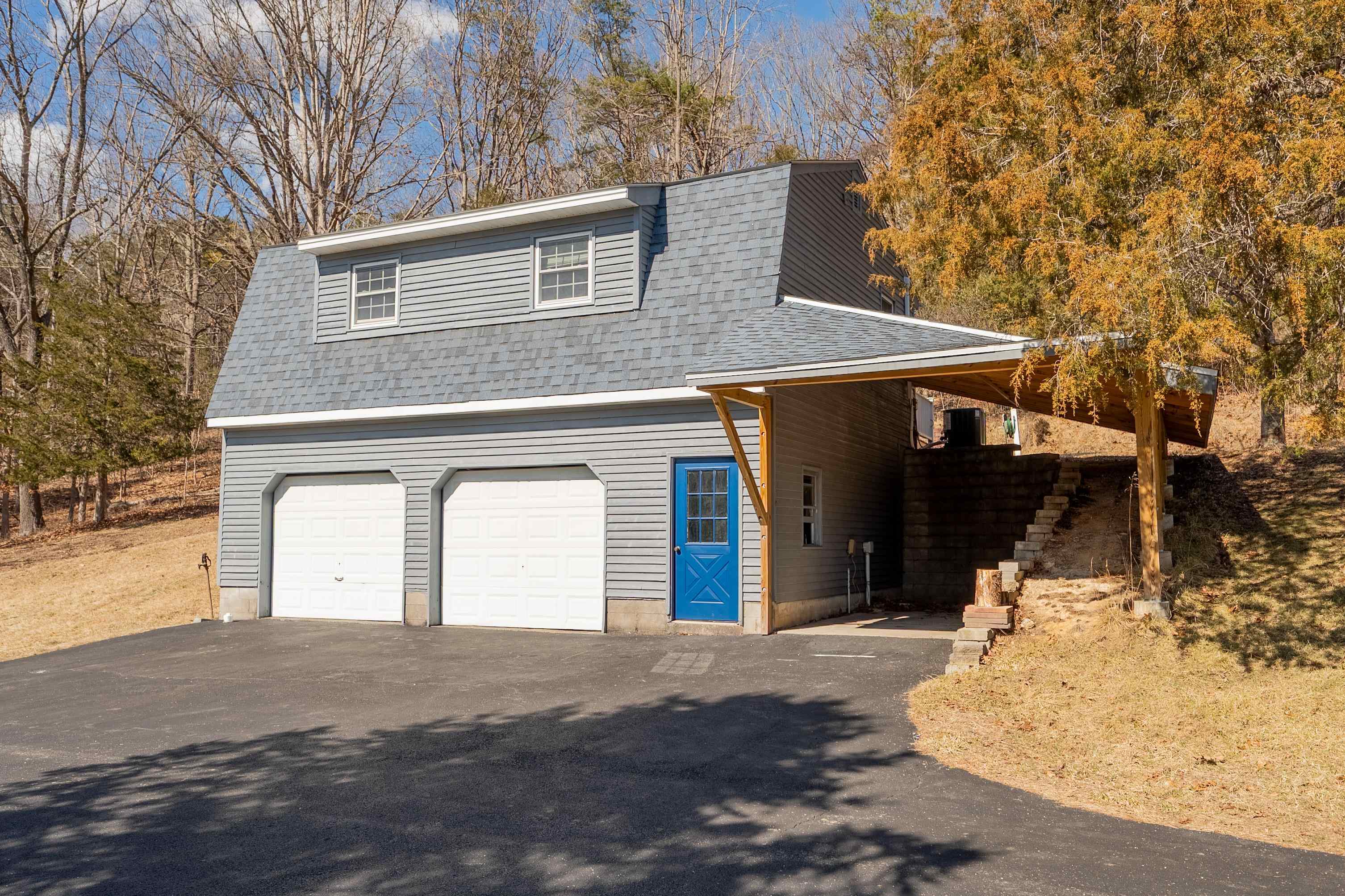 3120 Happy Hollow Road