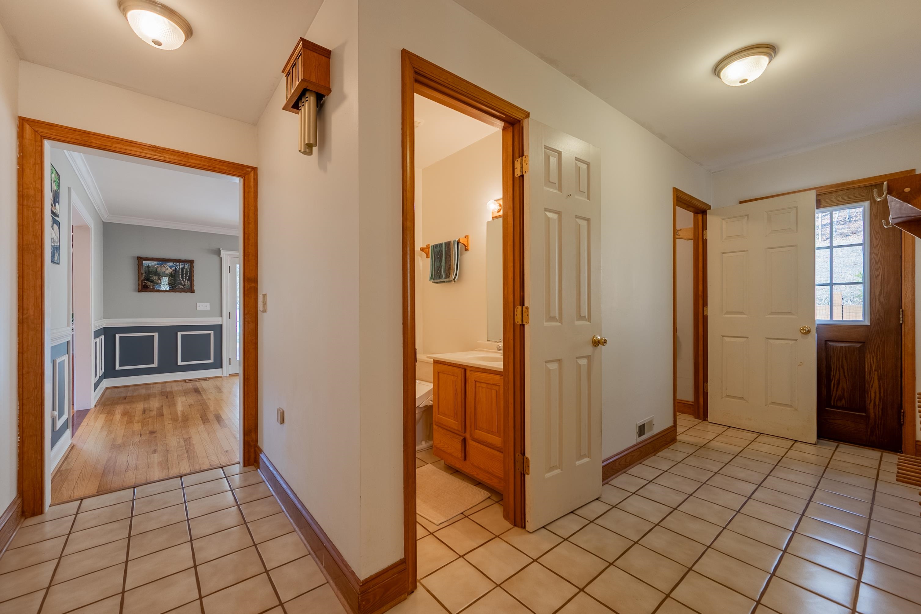 3120 Happy Hollow Road