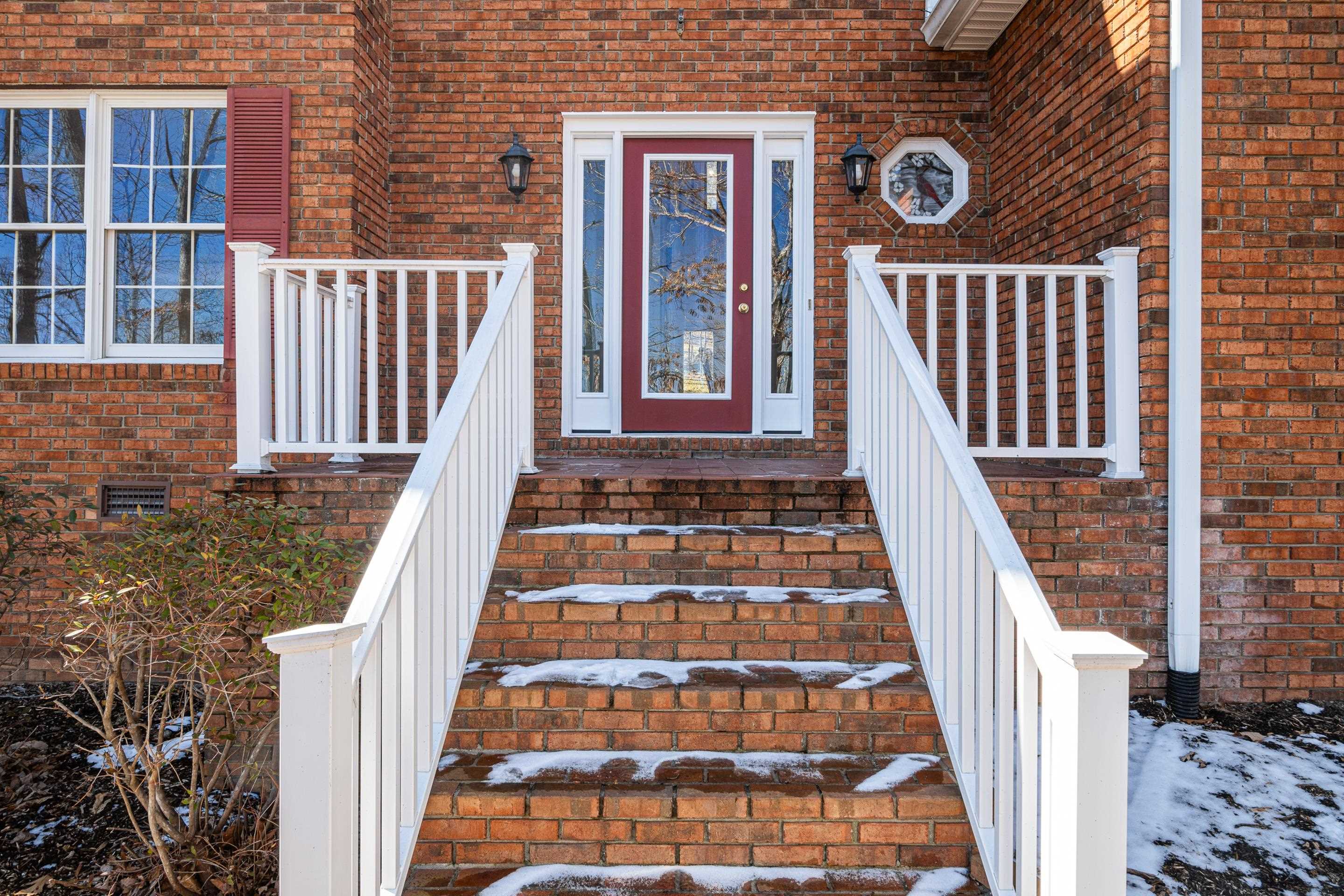 555 QUAILWOOD Drive