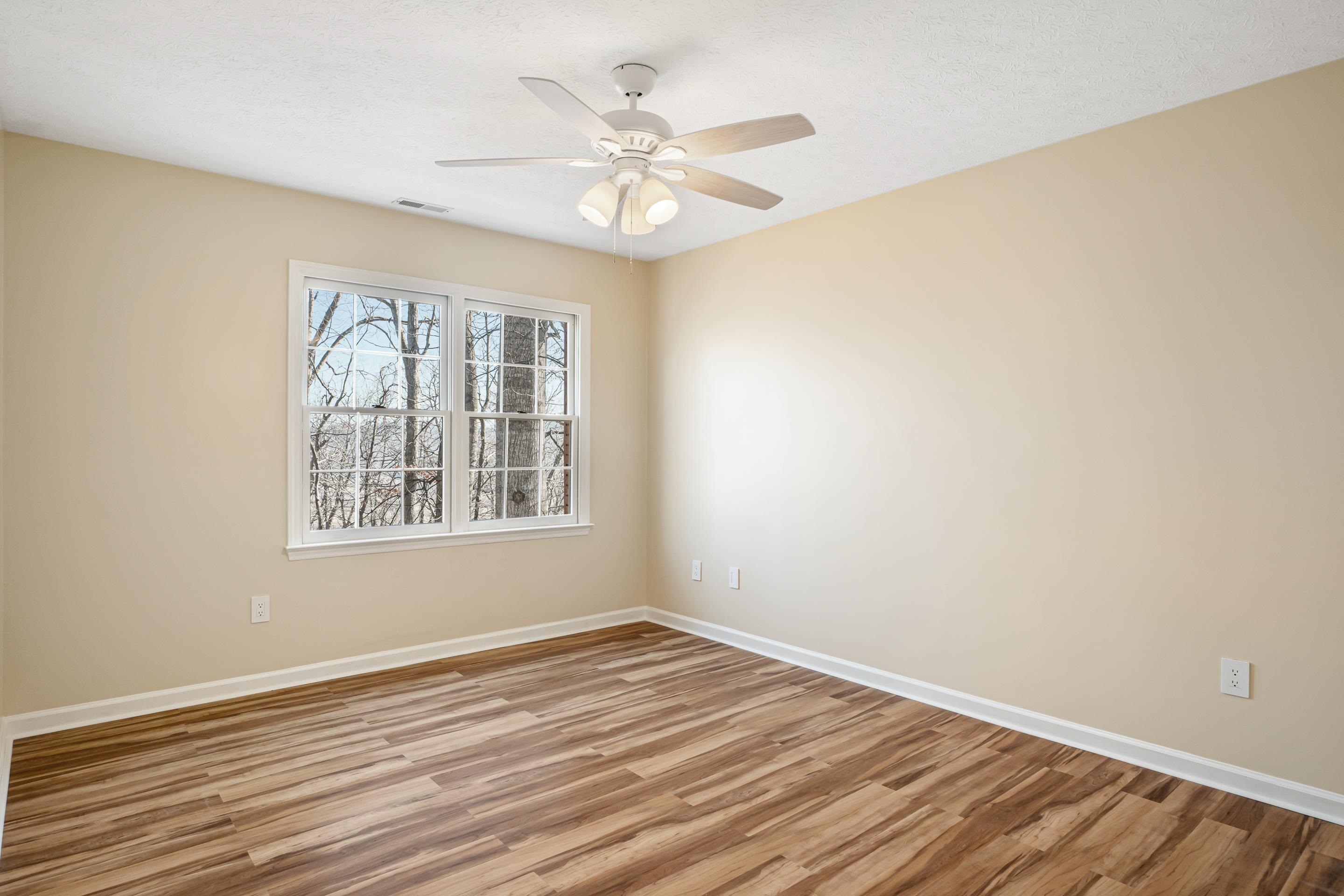 555 QUAILWOOD Drive