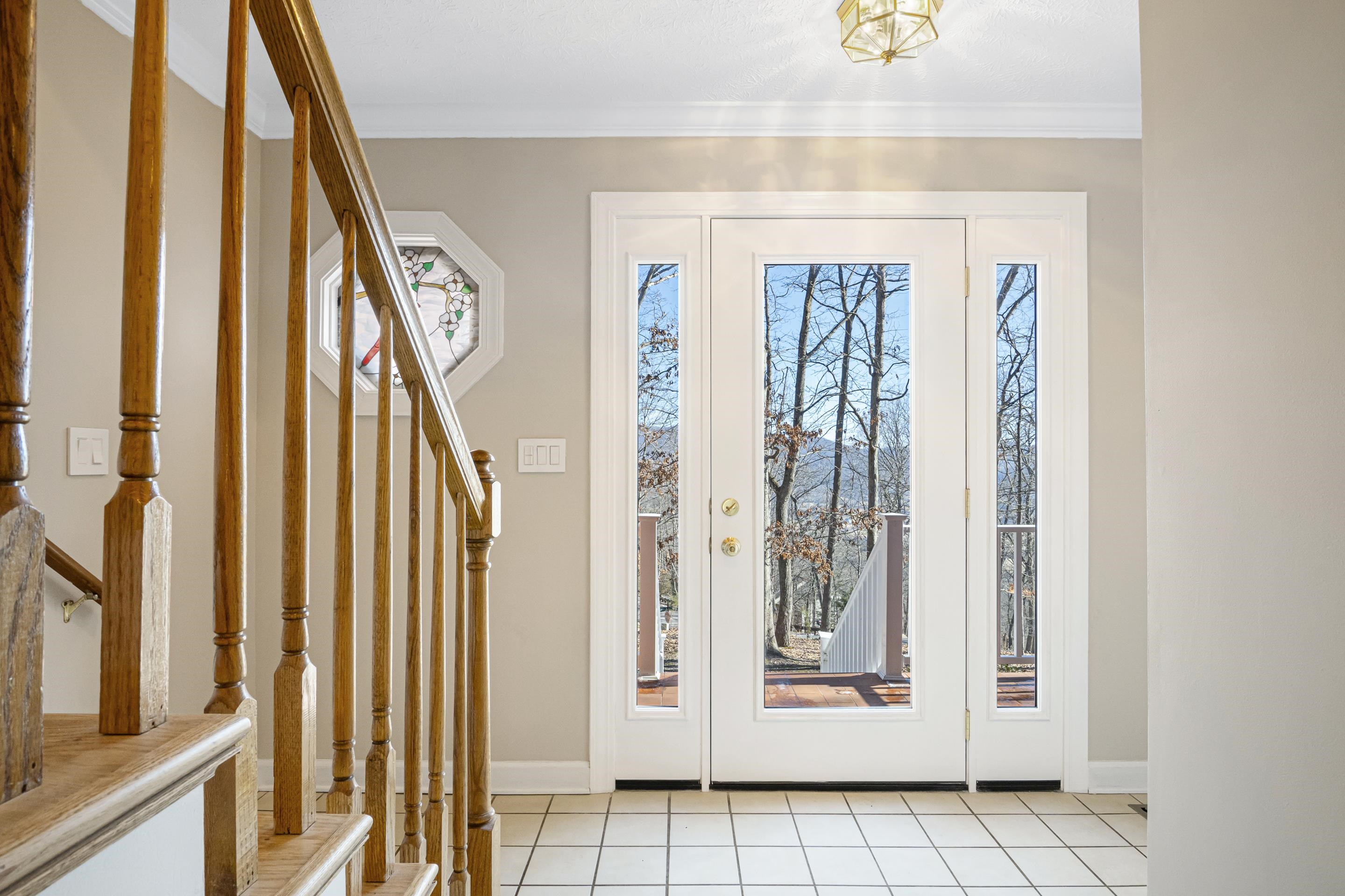 555 QUAILWOOD Drive