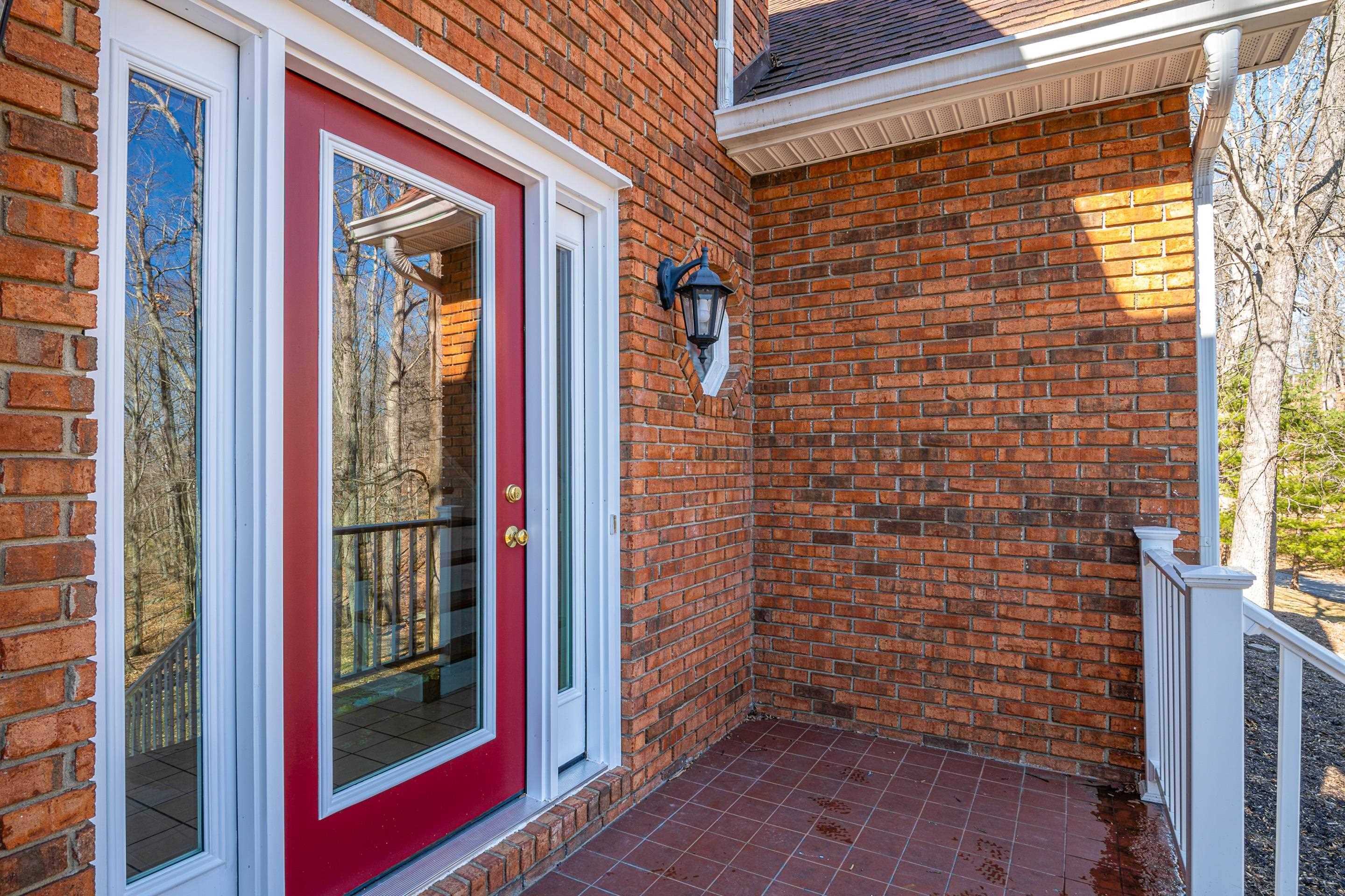 555 QUAILWOOD Drive