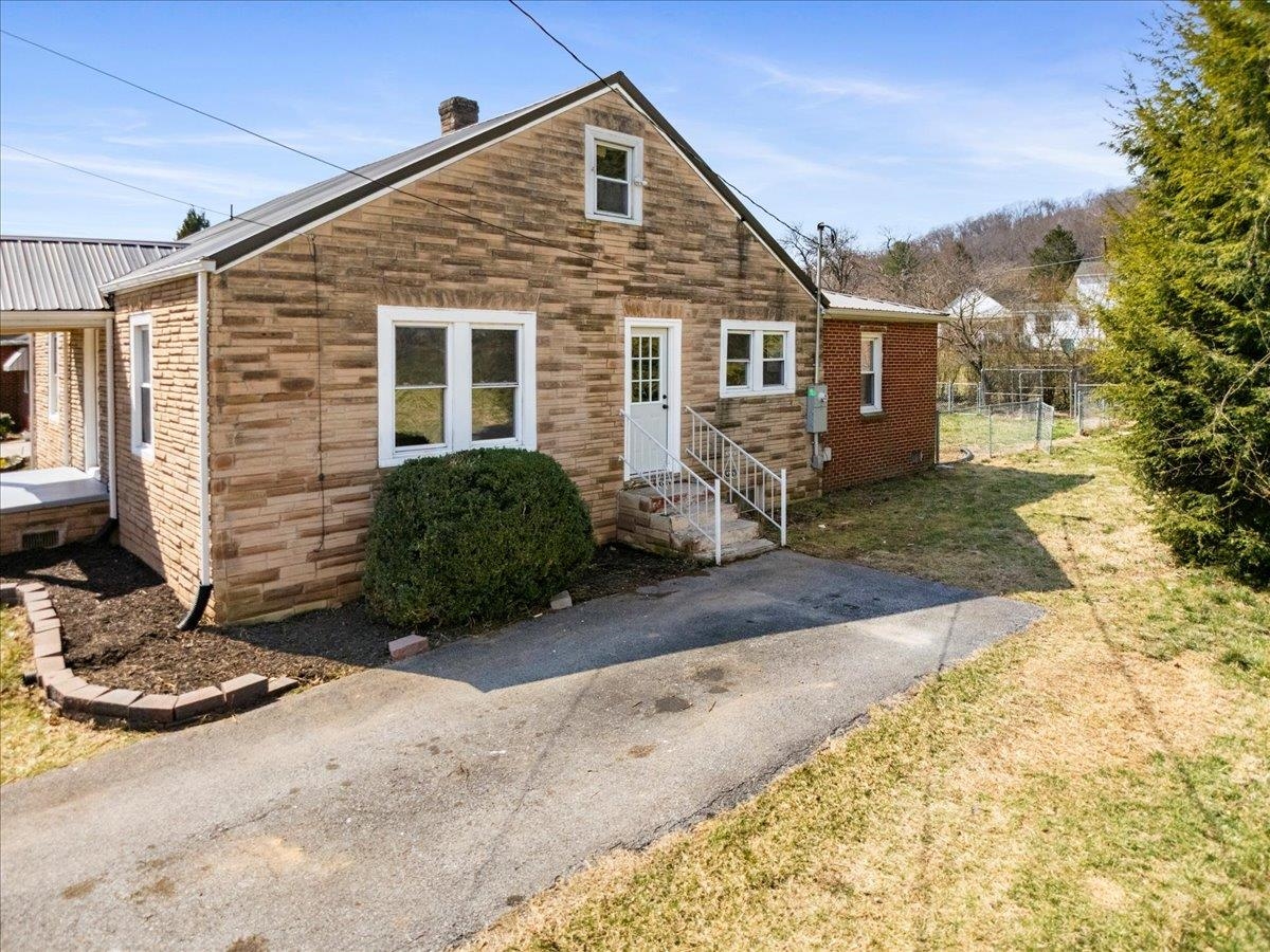104 Park Drive