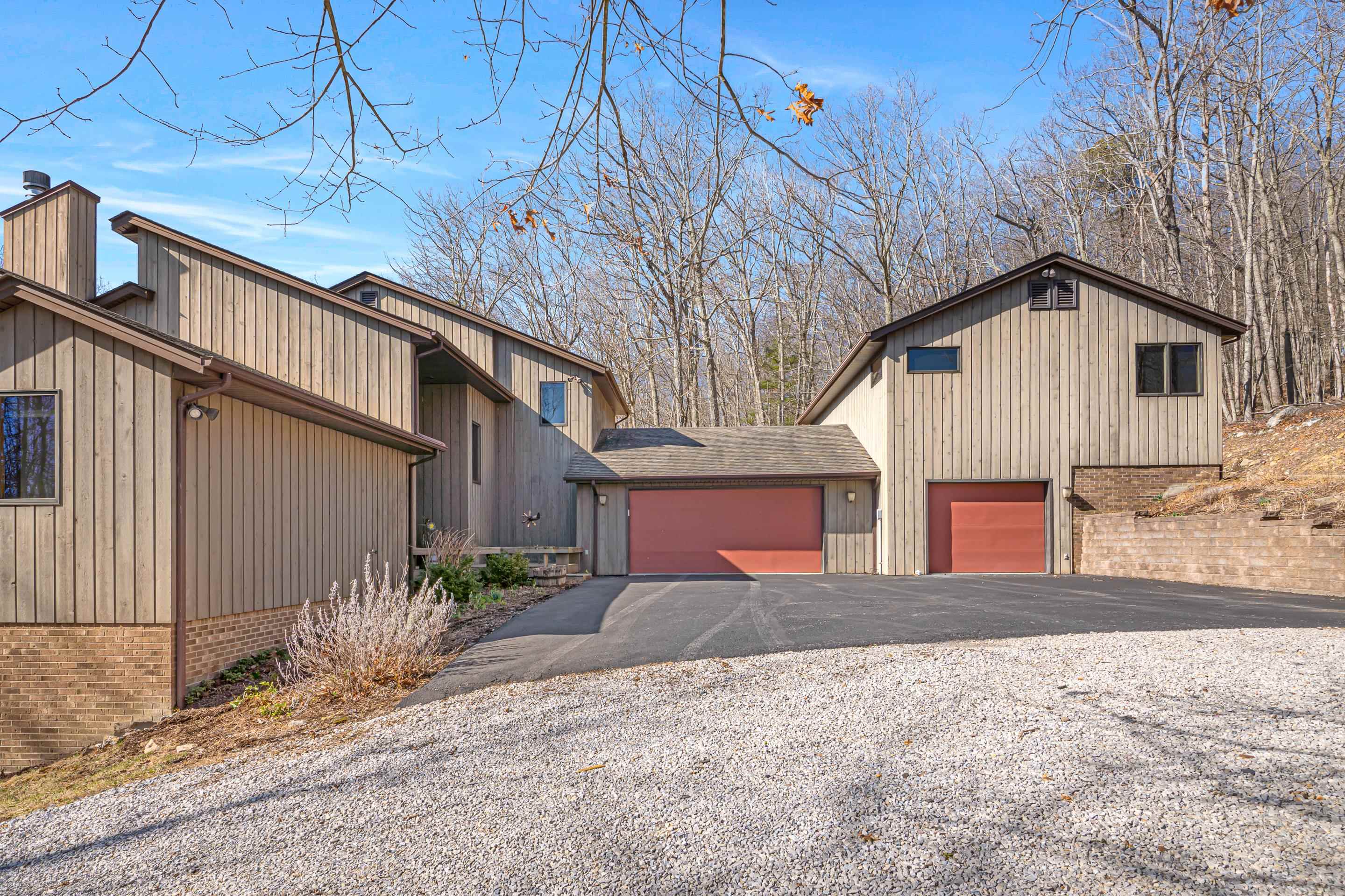 4506 W Benoit Trail
