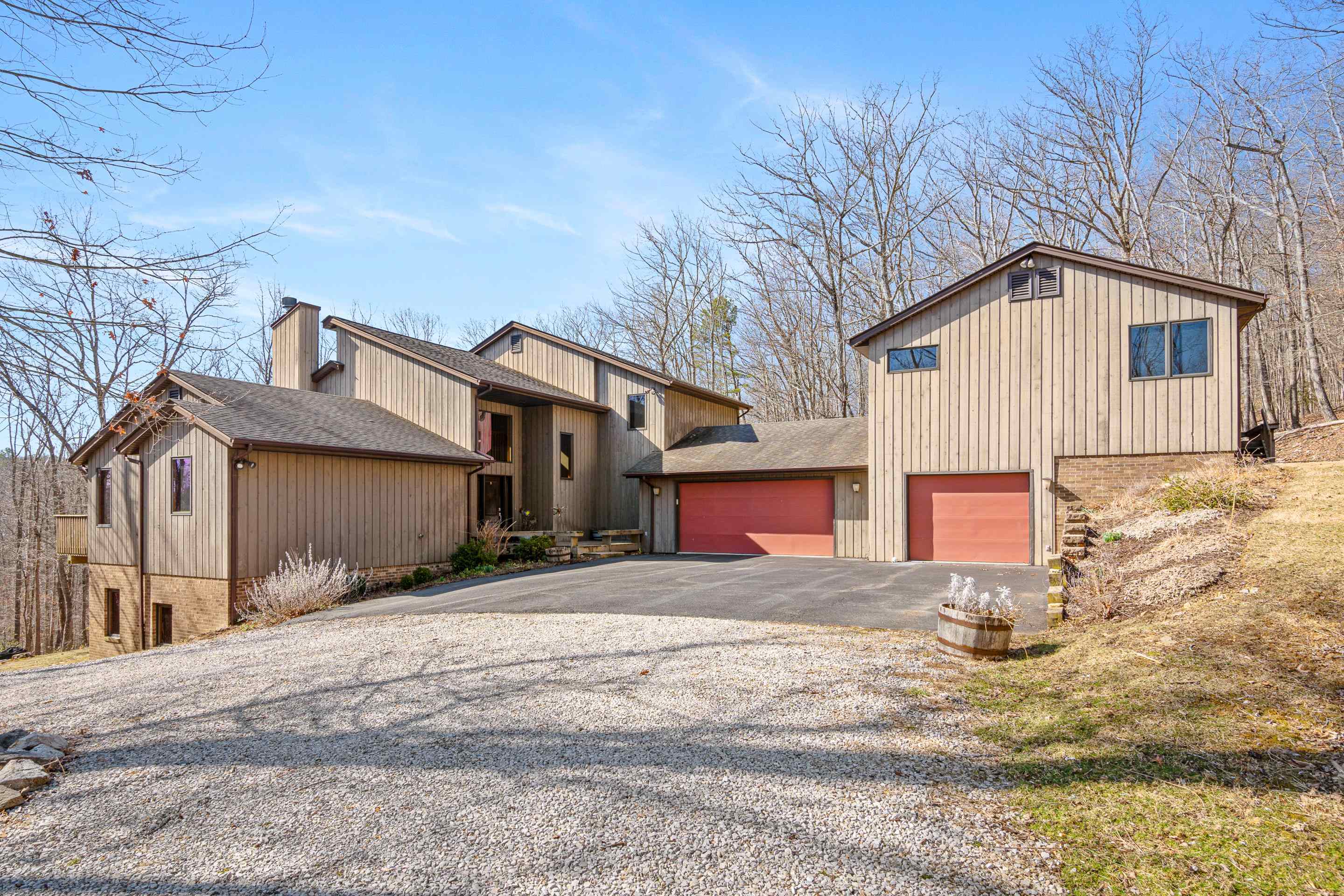 4506 W Benoit Trail