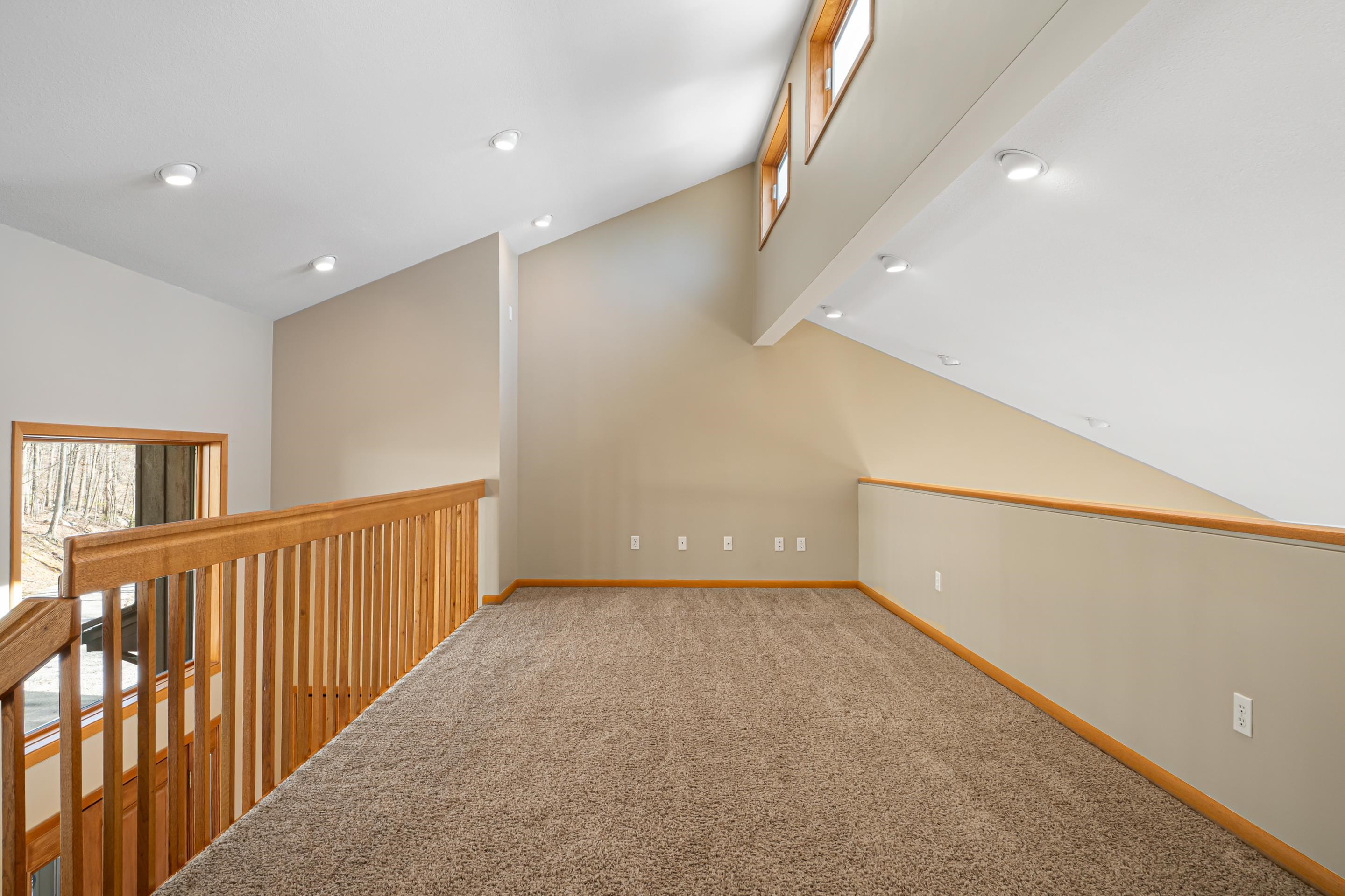 4506 W Benoit Trail