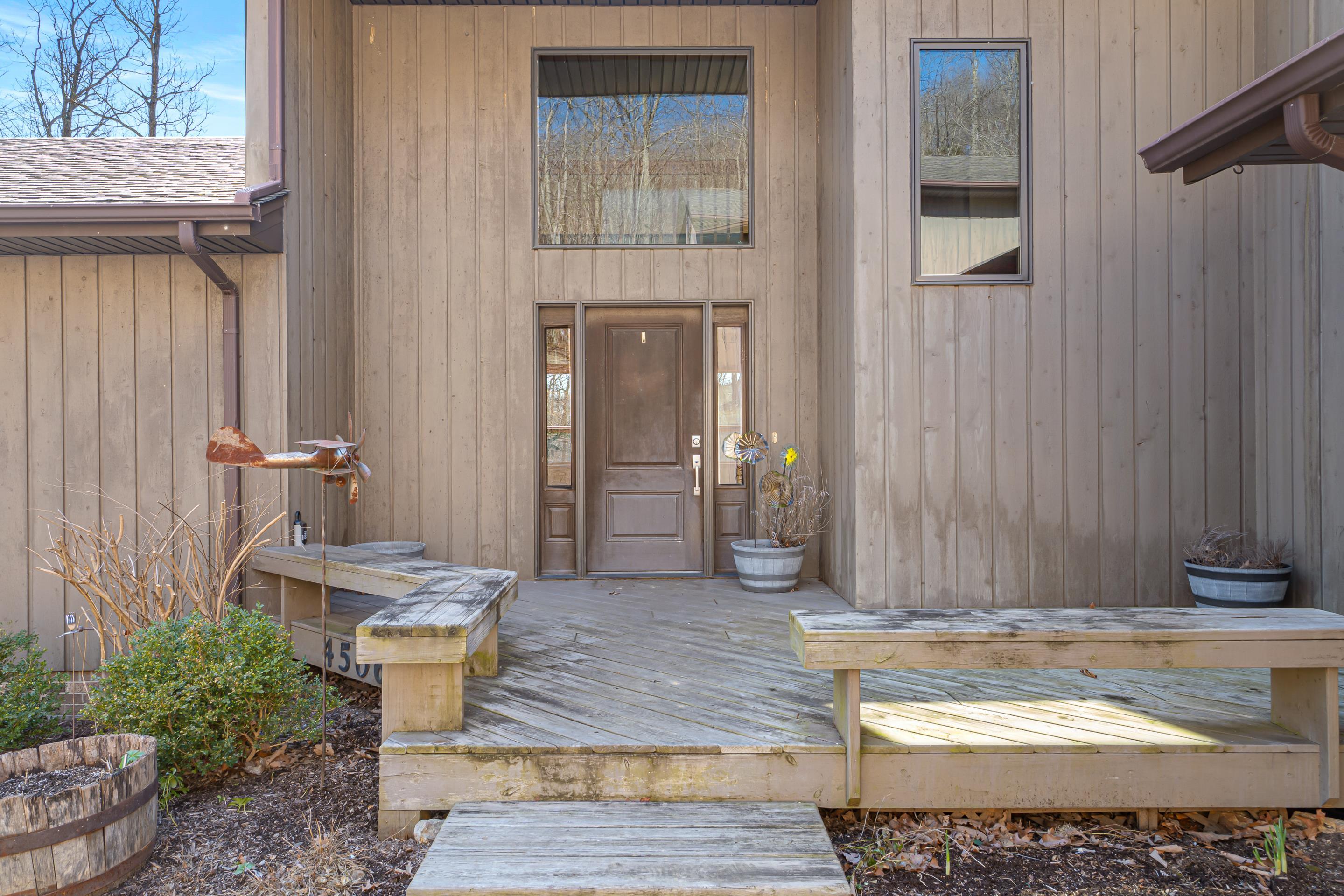 4506 W Benoit Trail