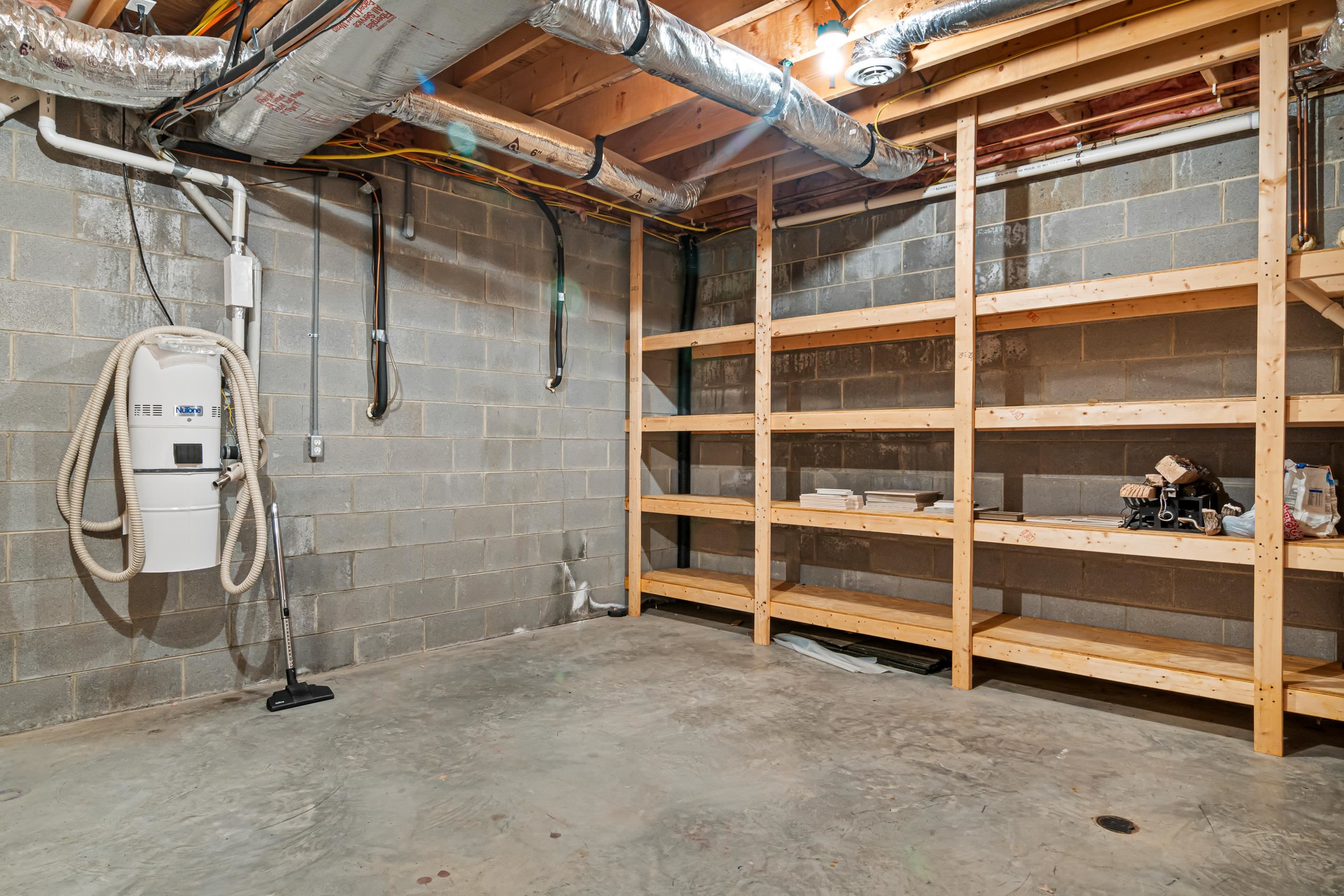 4506 W Benoit Trail