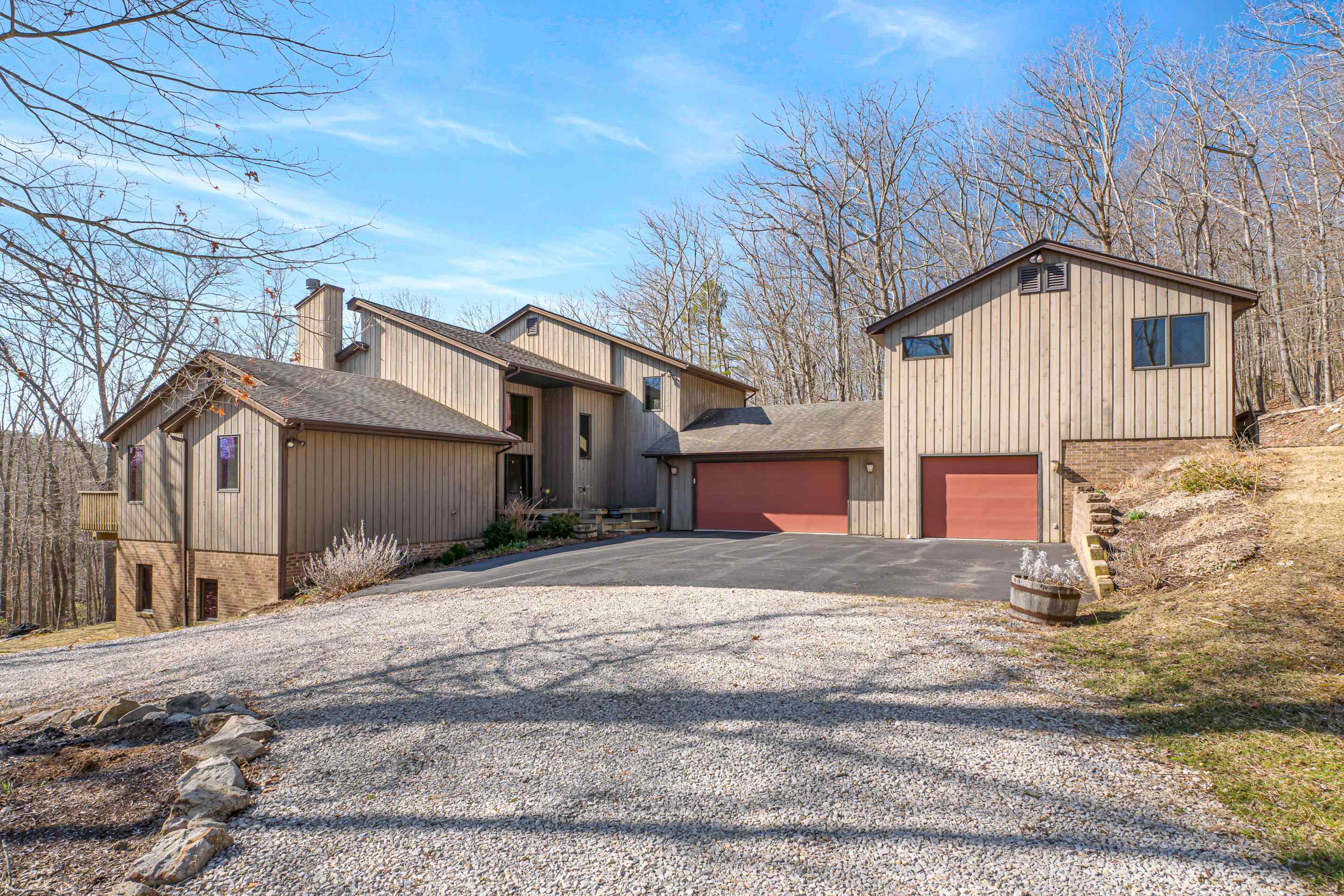 4506 W Benoit Trail