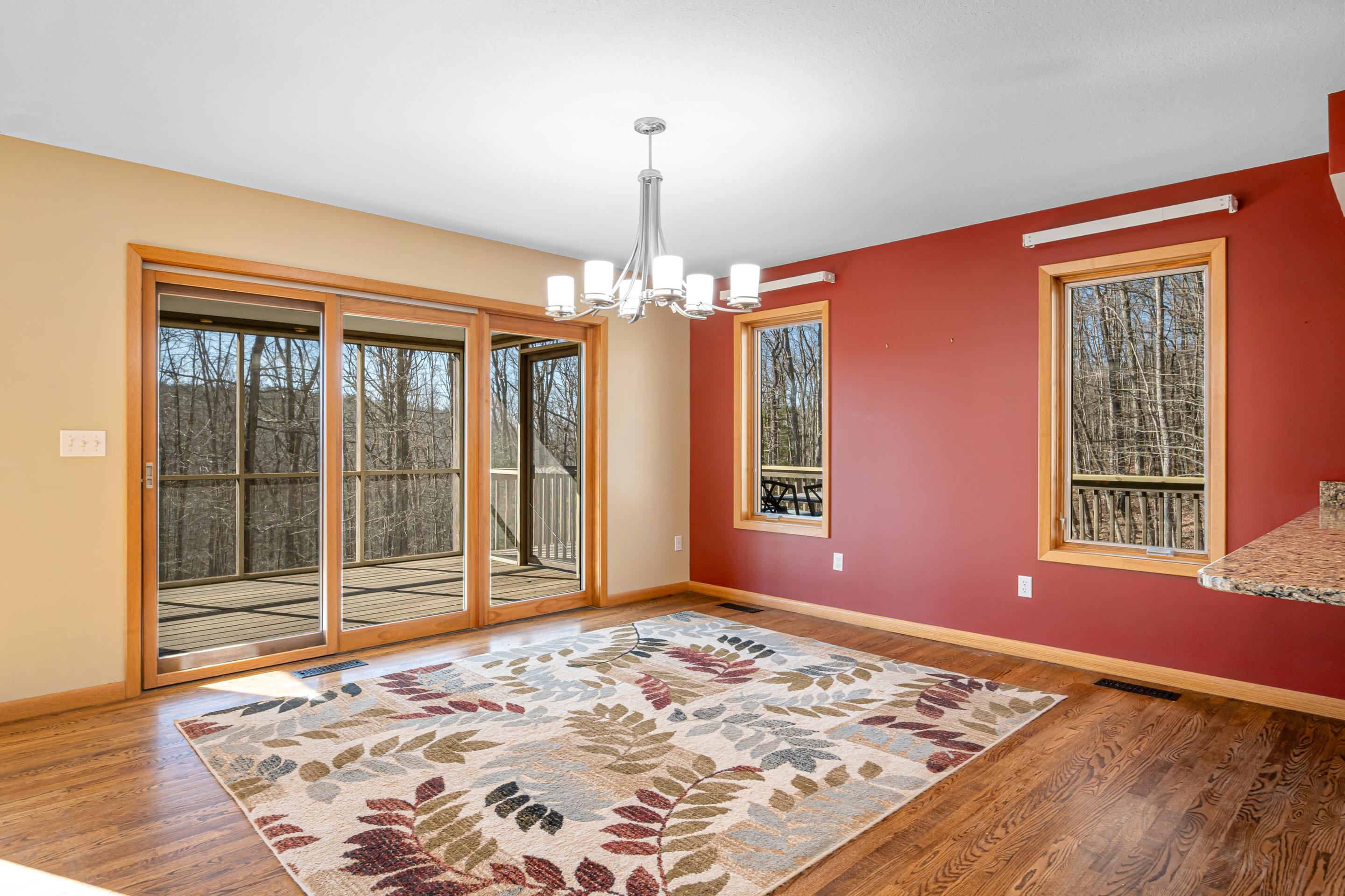 4506 W Benoit Trail