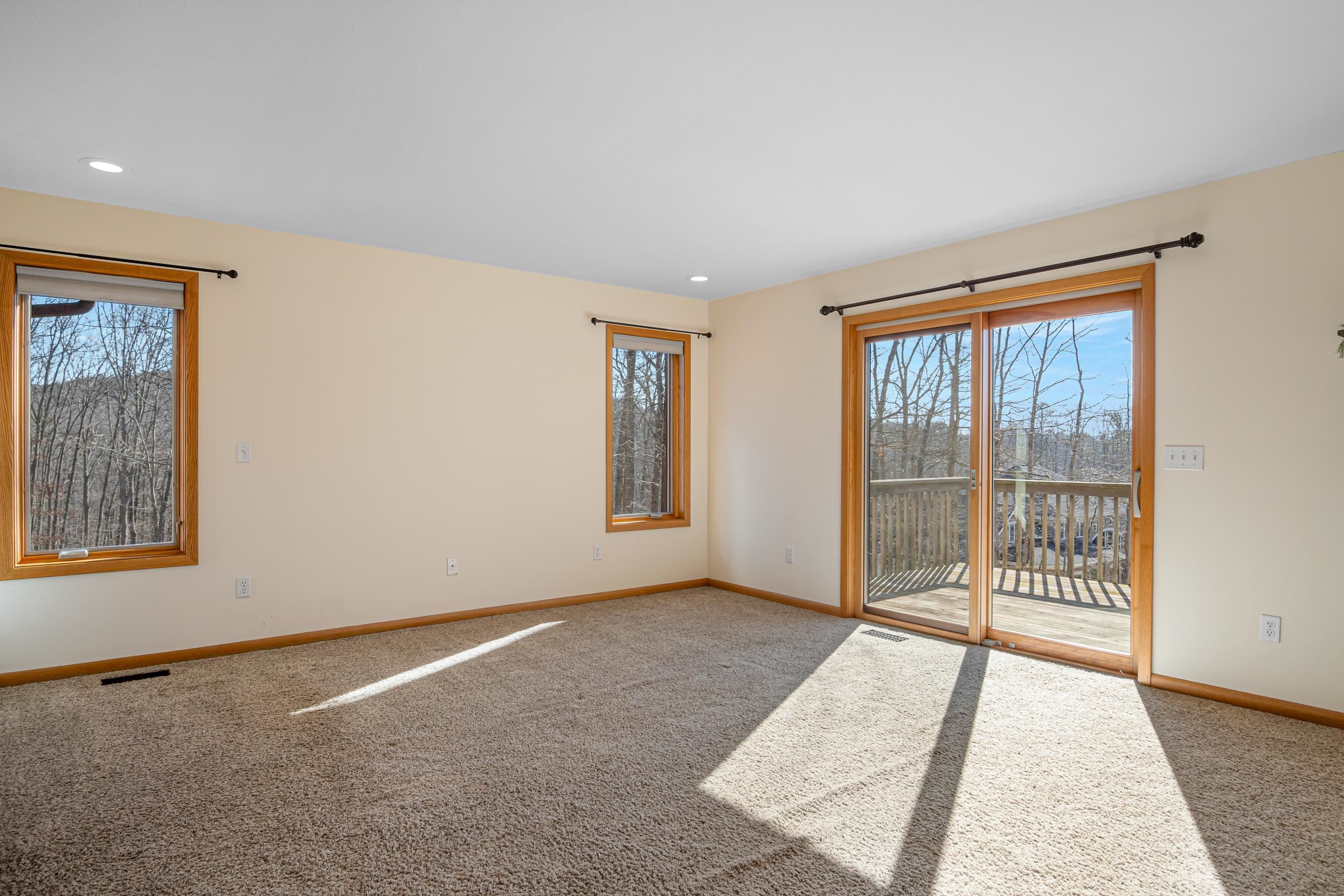 4506 W Benoit Trail