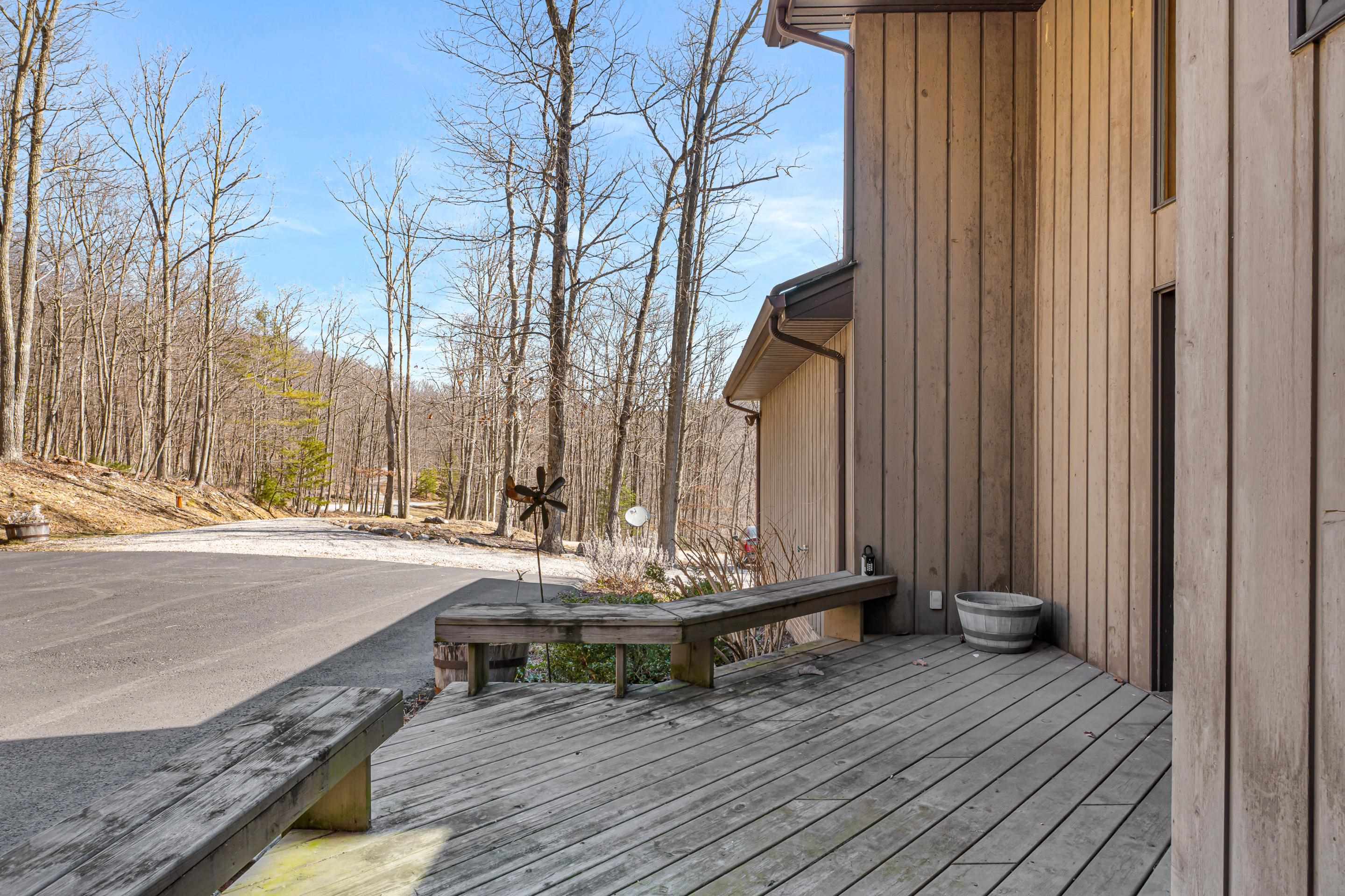 4506 W Benoit Trail