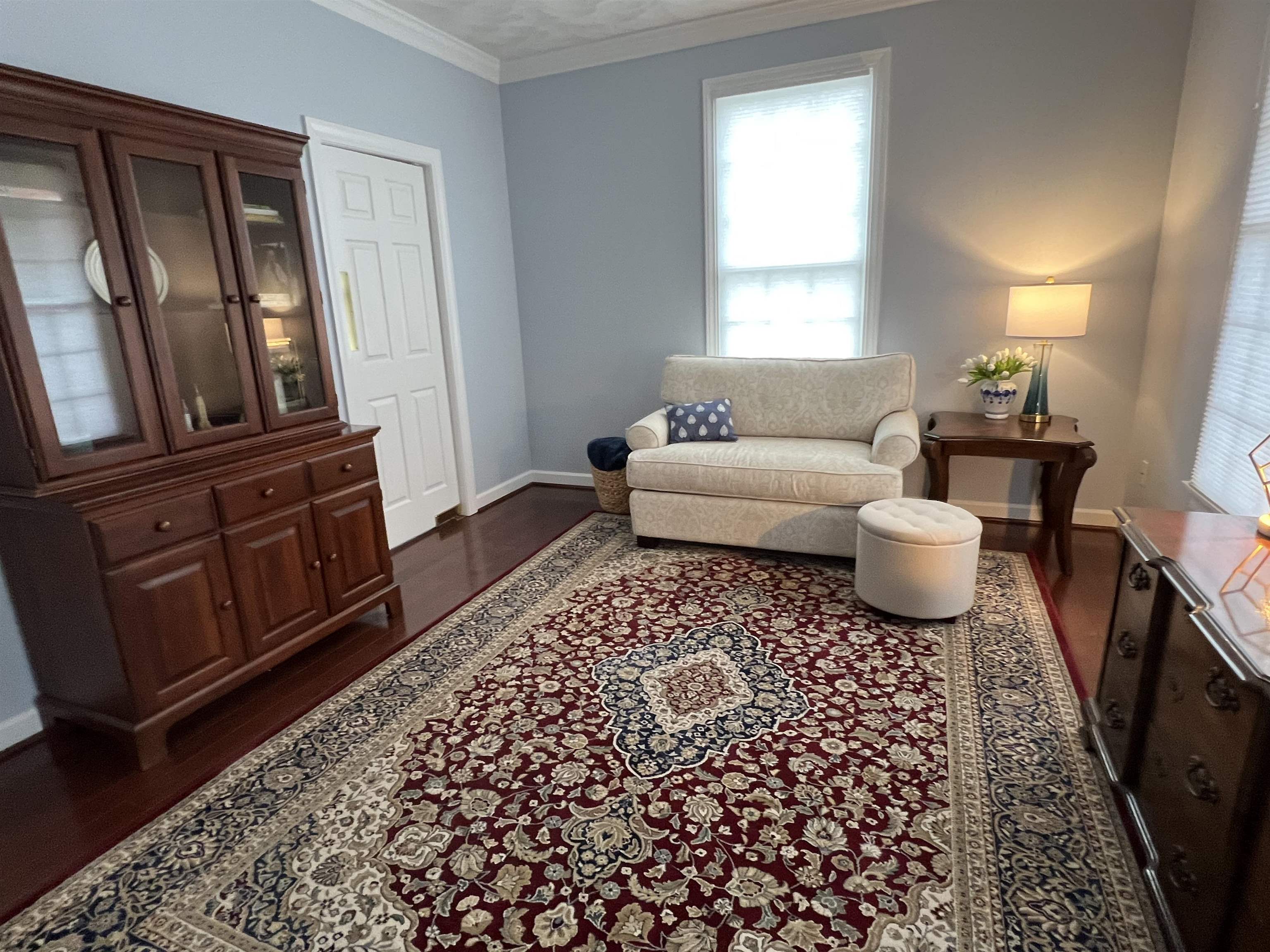 1745 Mountainside Drive