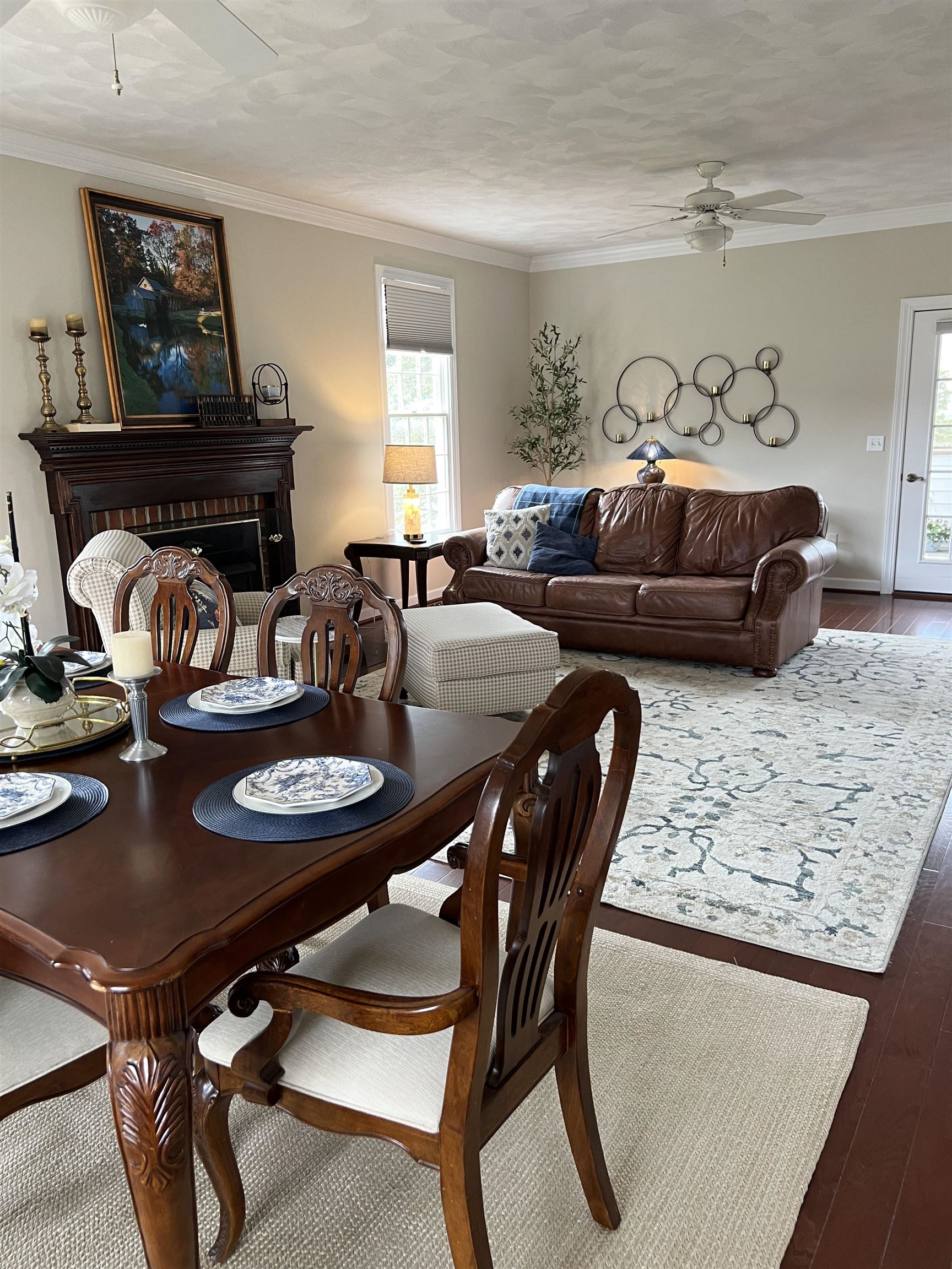 1745 Mountainside Drive