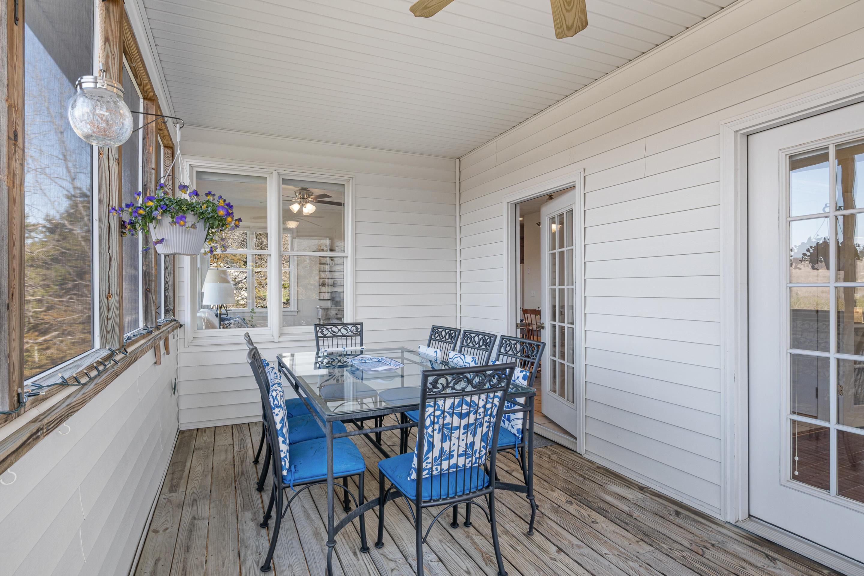 1745 Mountainside Drive