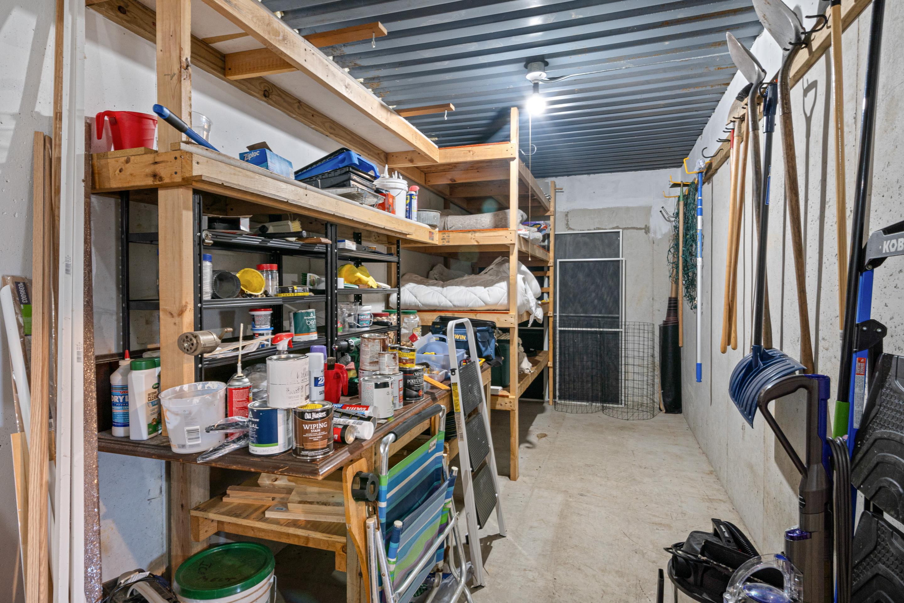 1745 Mountainside Drive