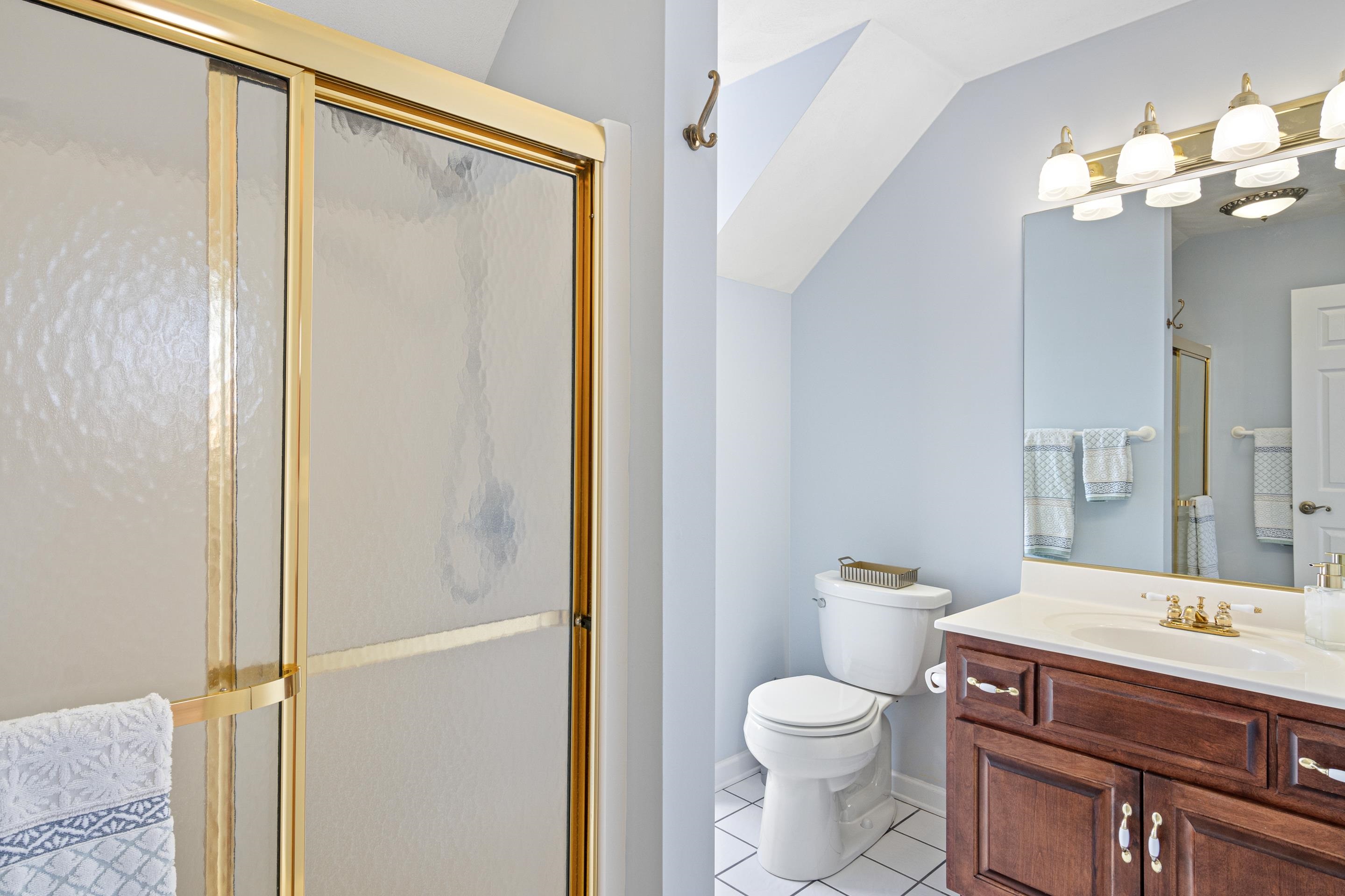 1745 Mountainside Drive