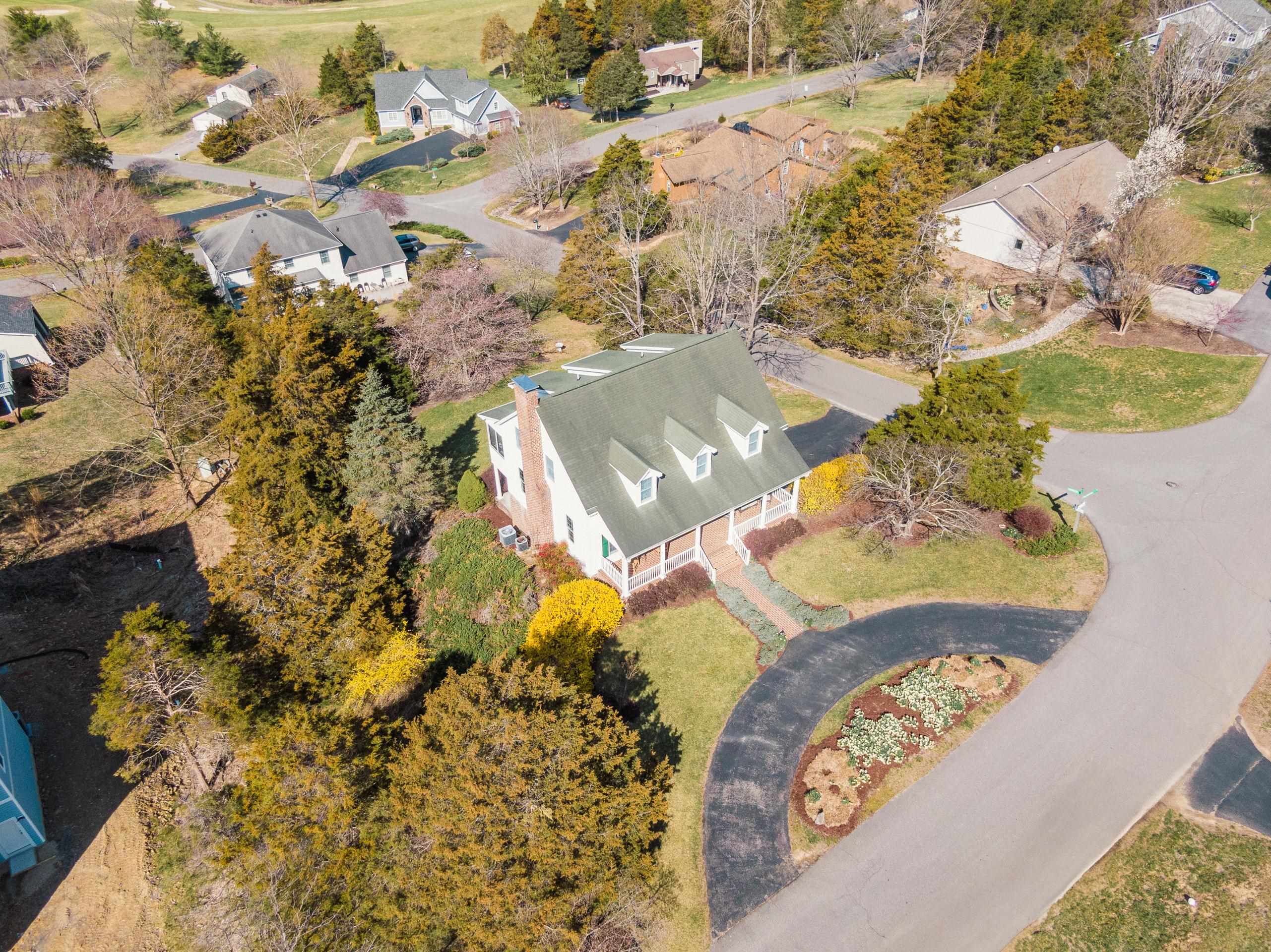 1745 Mountainside Drive