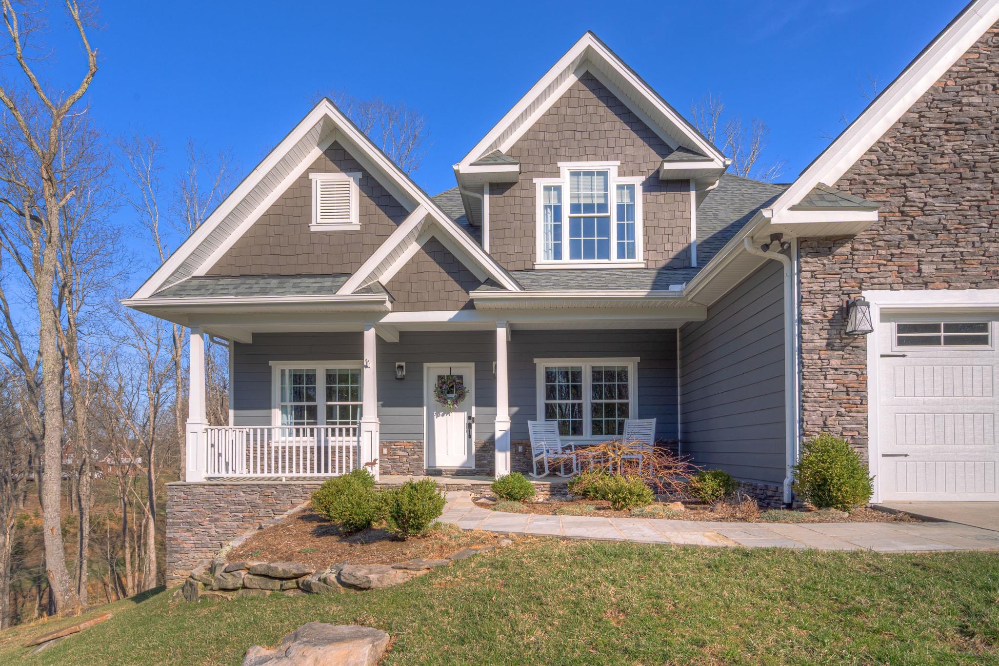 860 Coalwood Way