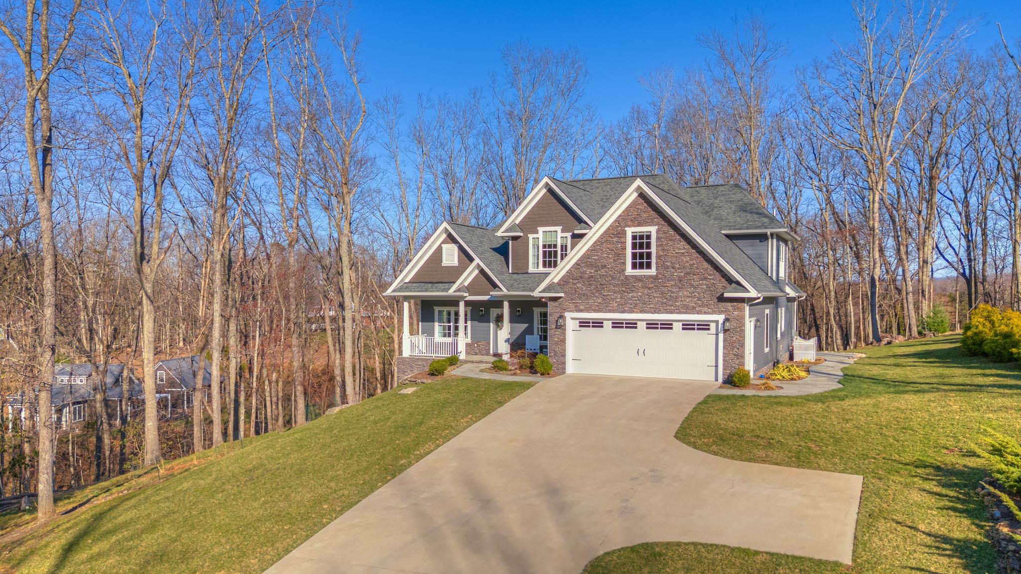 860 Coalwood Way